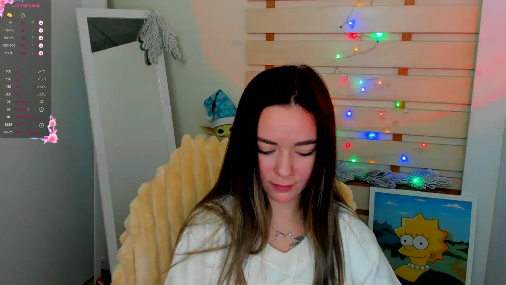 Gallery image thumbnail from KiraLove's myfreecams stream on, 12/16/2024, 09:40 image 10 of 20