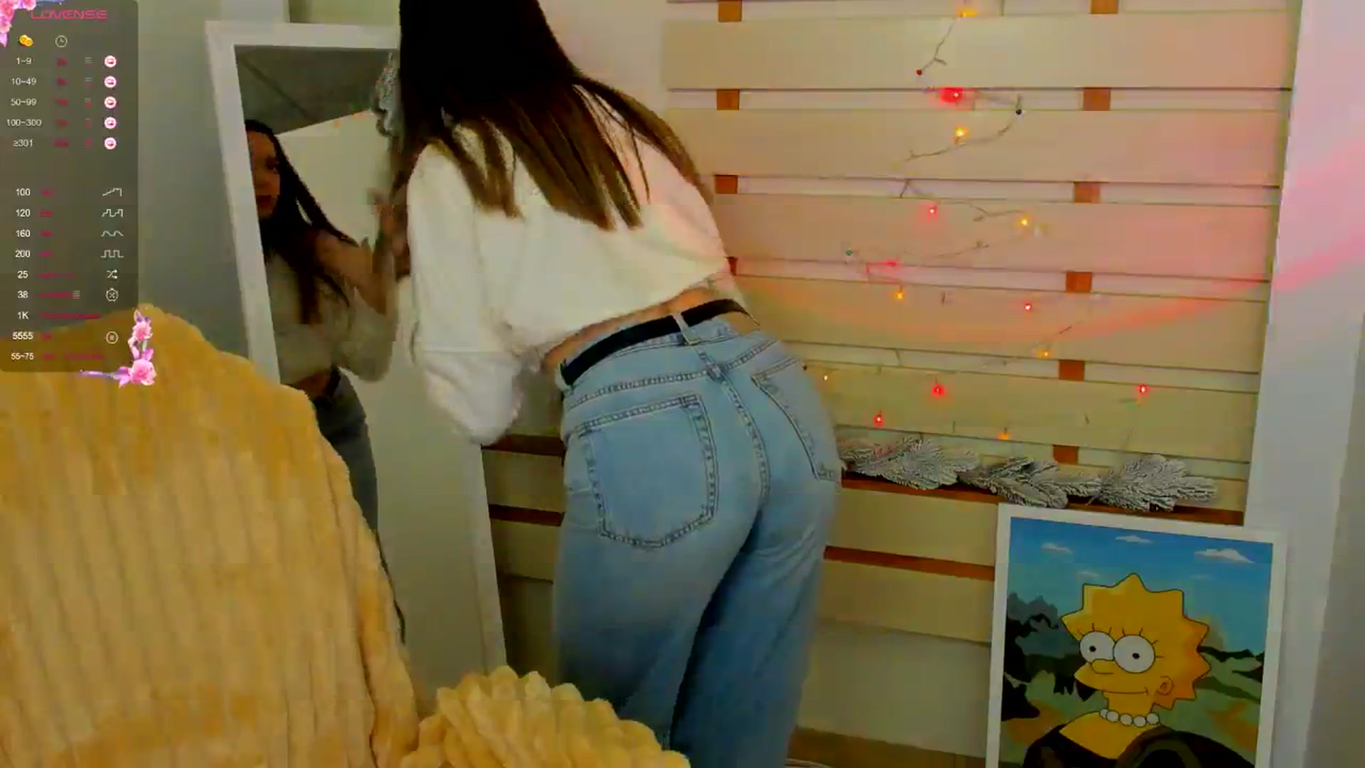 Gallery image thumbnail from KiraLove's myfreecams stream on, 12/16/2024, 09:40 image 12 of 20