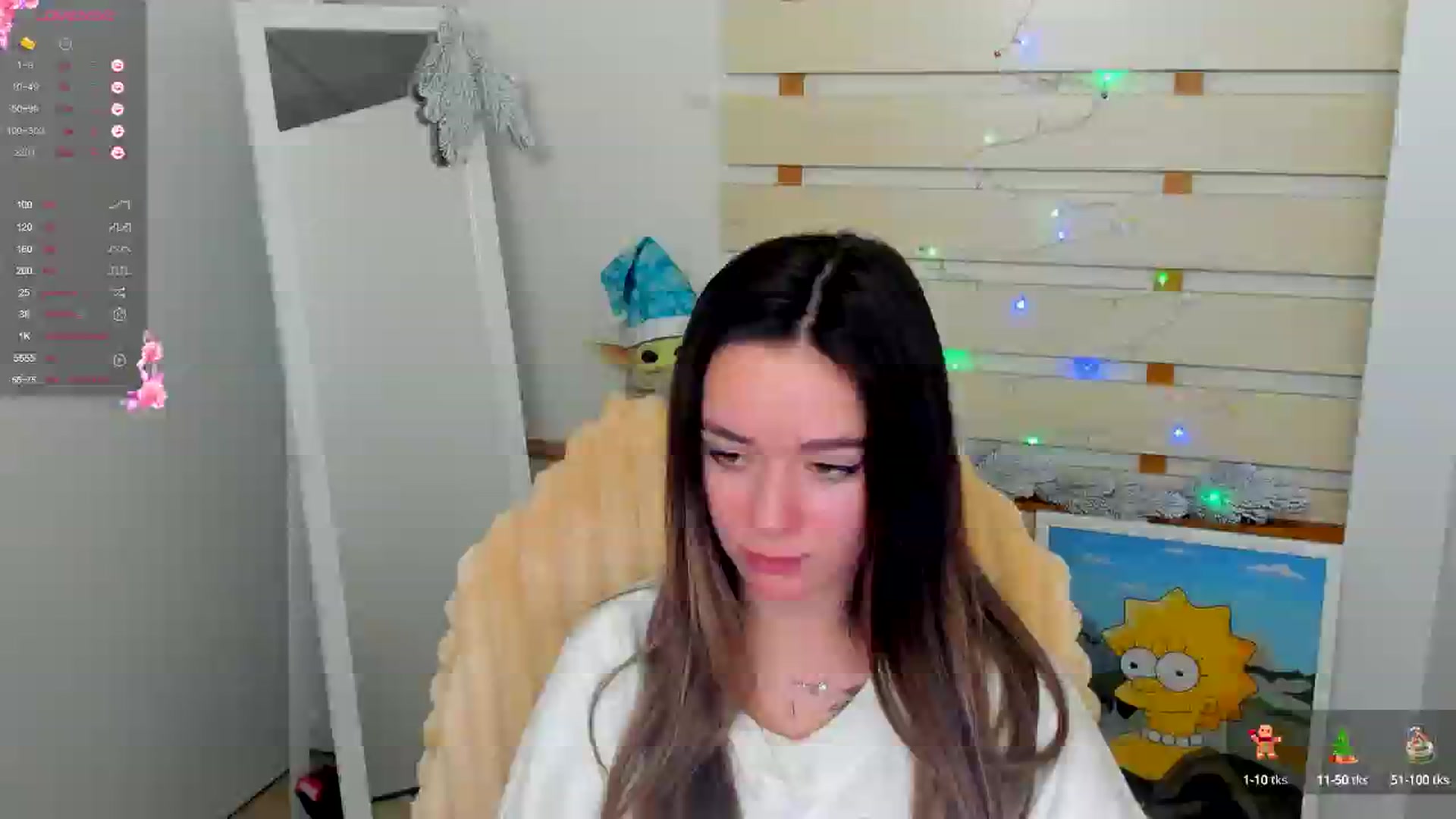 Gallery image thumbnail from KiraLove's myfreecams stream on, 12/16/2024, 11:18 image 16 of 20