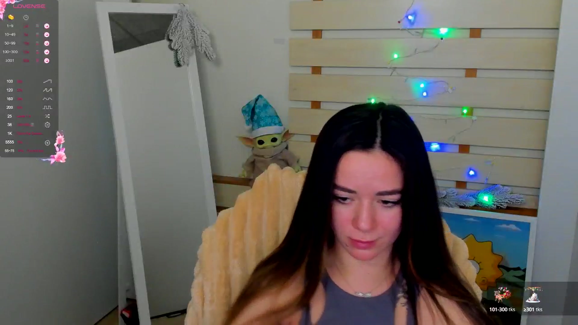 Gallery image thumbnail from KiraLove's myfreecams stream on, 12/16/2024, 12:22 image 16 of 20