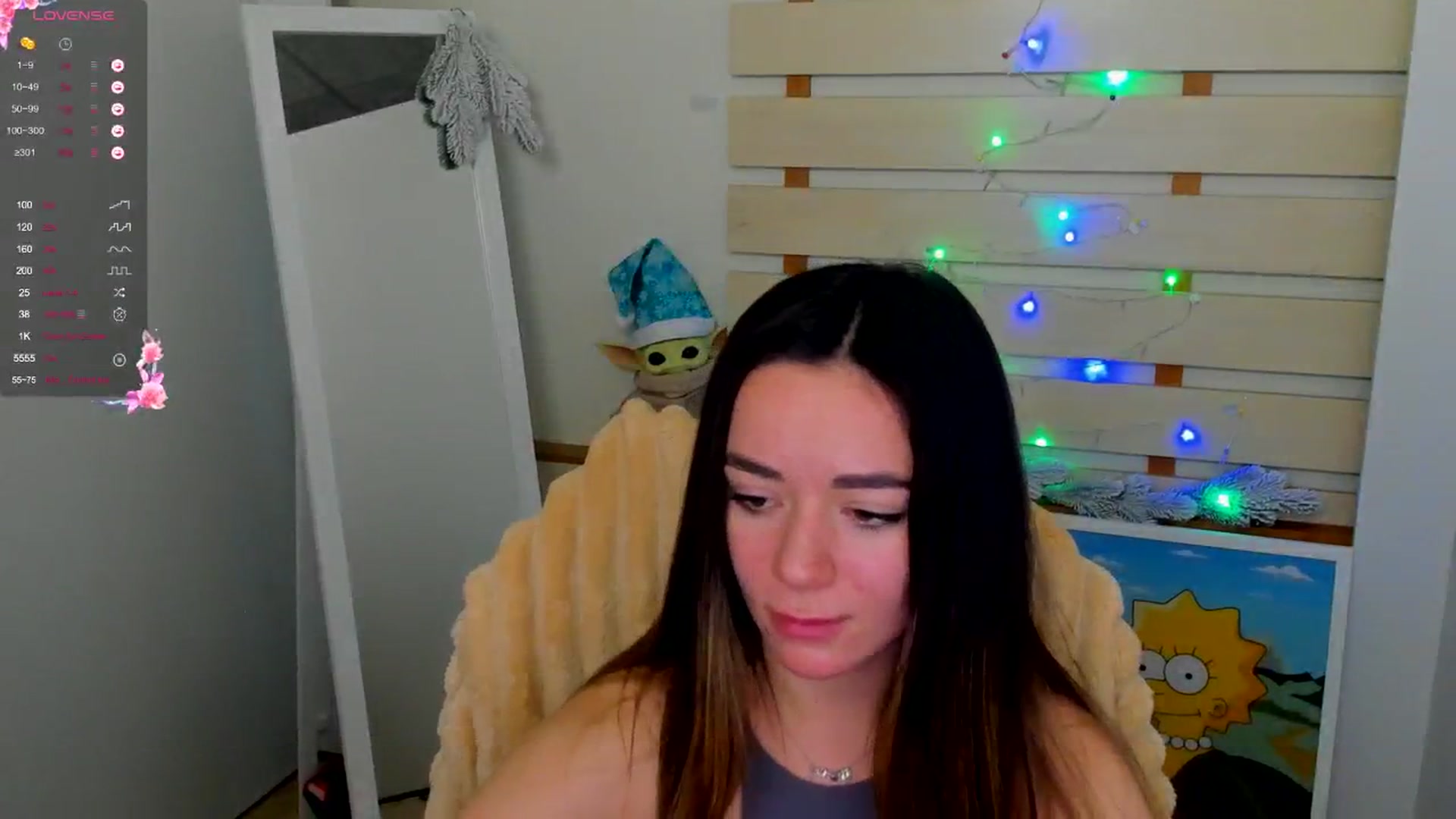 Gallery image thumbnail from KiraLove's myfreecams stream on, 12/16/2024, 12:22 image 10 of 20