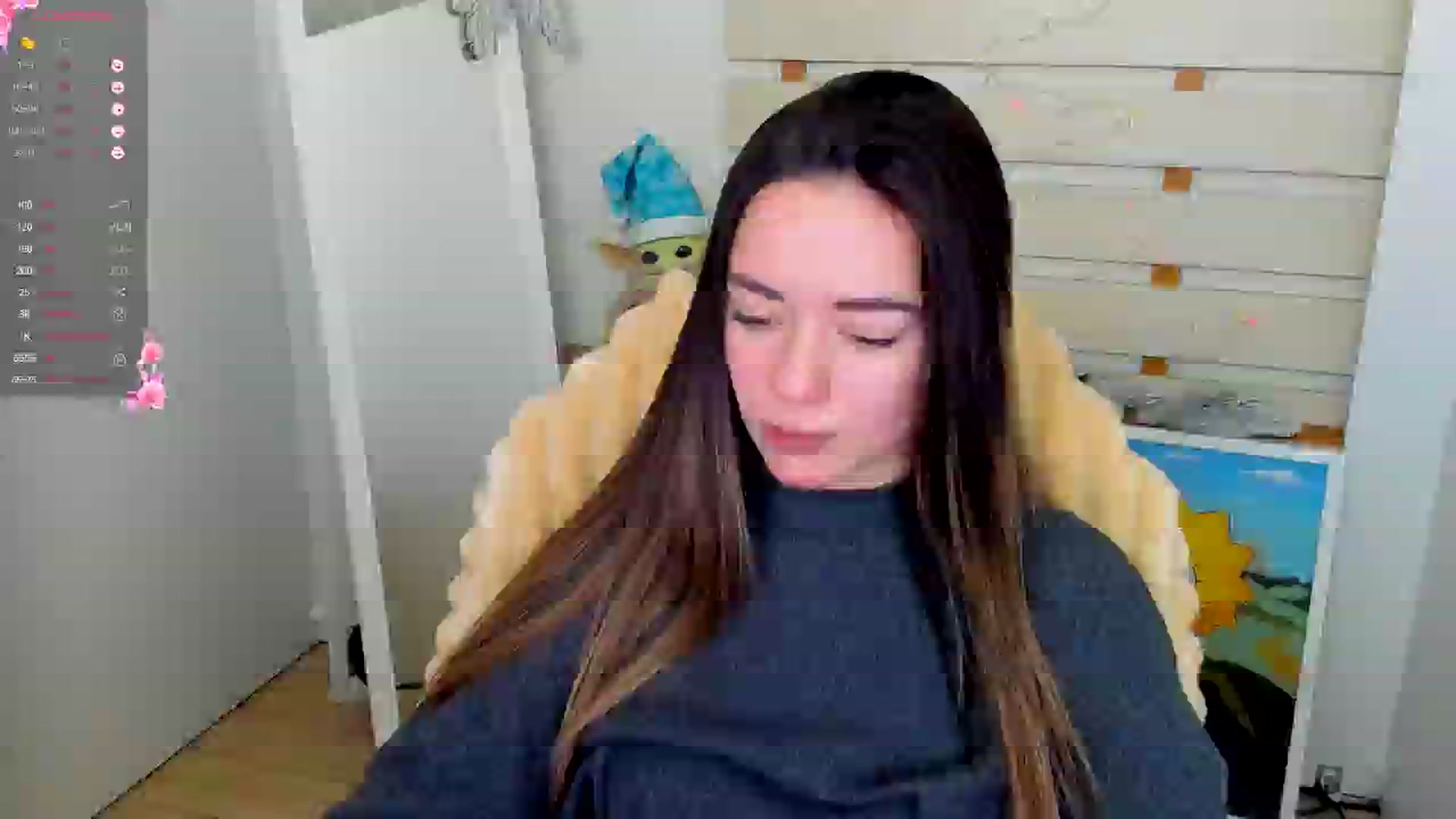 Gallery image thumbnail from KiraLove's myfreecams stream on, 12/23/2024, 13:01 image 3 of 20