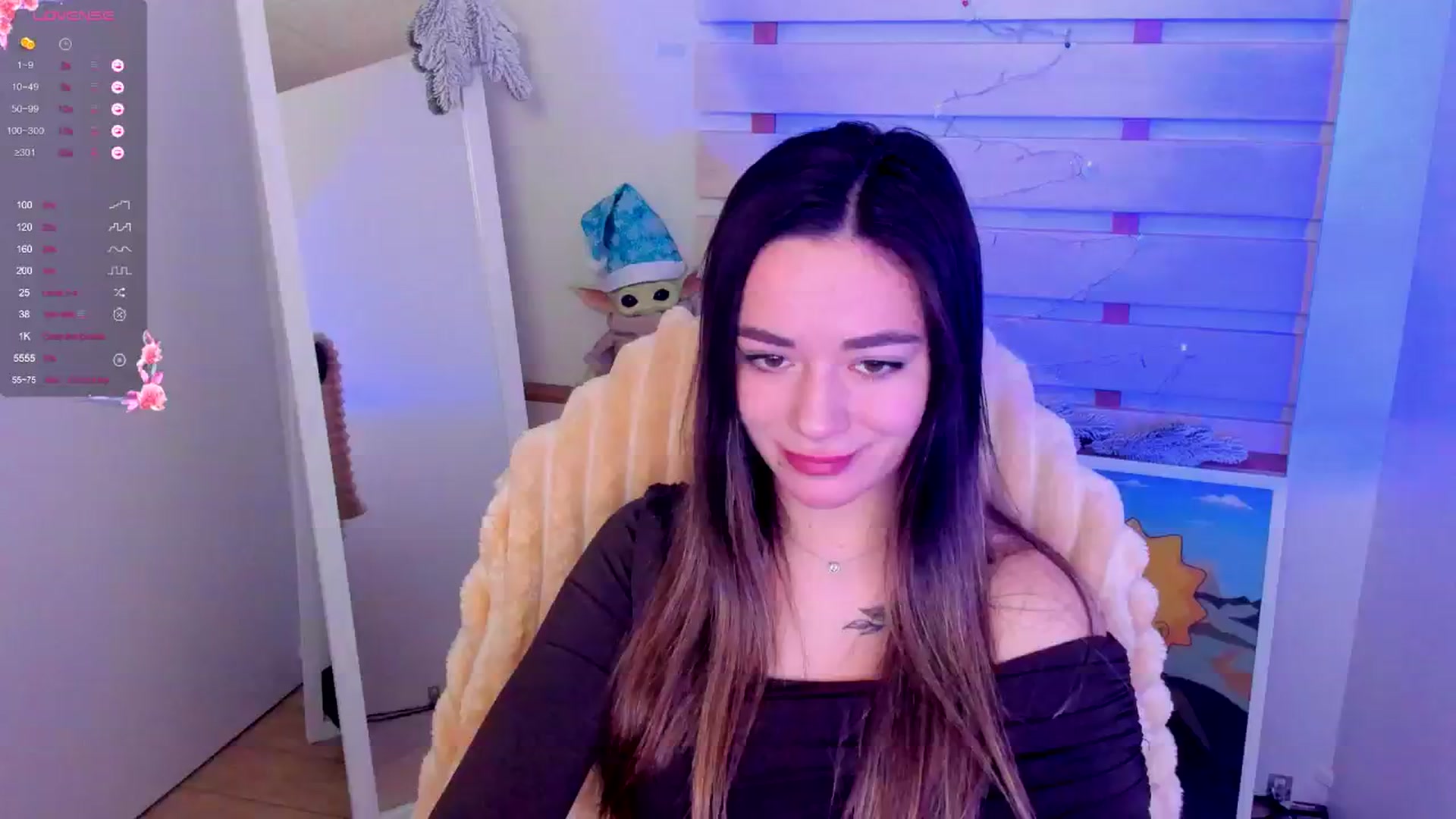 Gallery image thumbnail from KiraLove's myfreecams stream on, 12/24/2024, 12:37 image 4 of 20