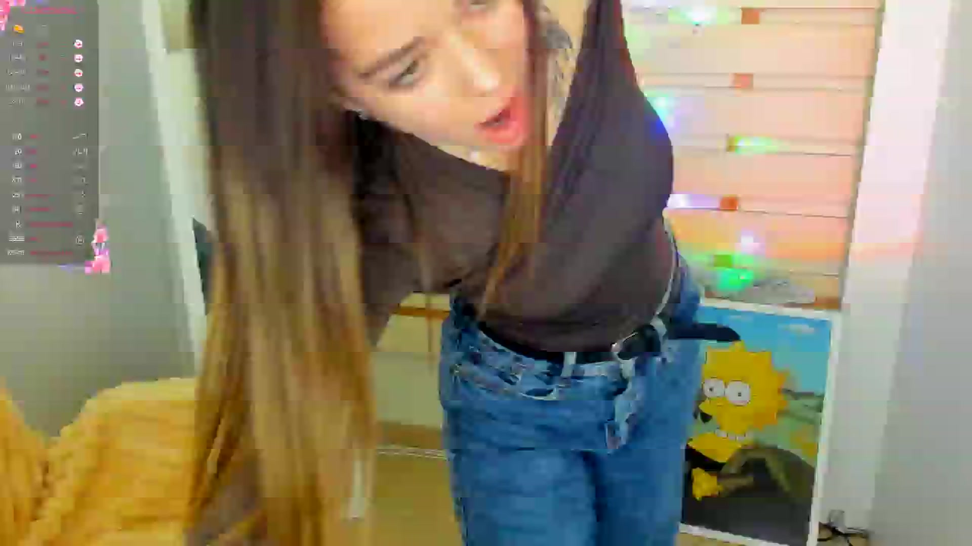 Gallery image thumbnail from KiraLove's myfreecams stream on, 12/24/2024, 16:39 image 4 of 20
