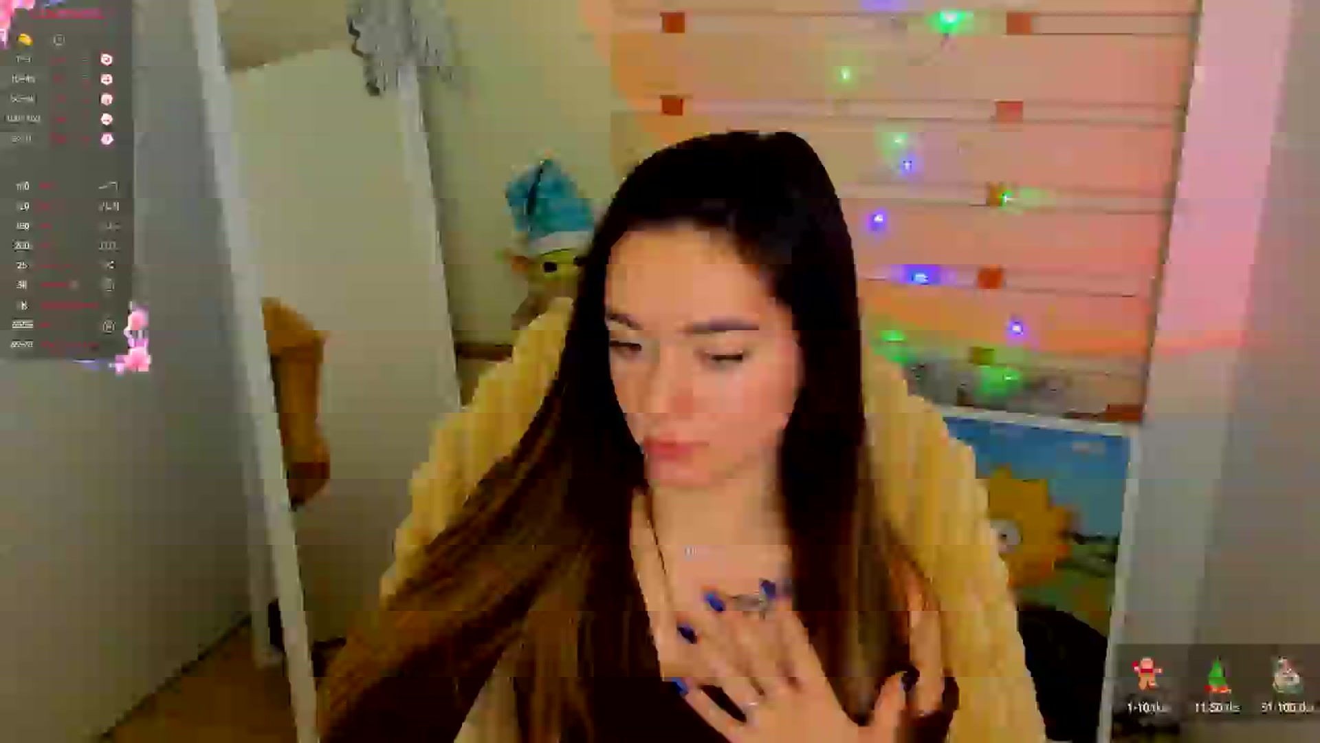 Gallery image thumbnail from KiraLove's myfreecams stream on, 12/24/2024, 16:39 image 13 of 20