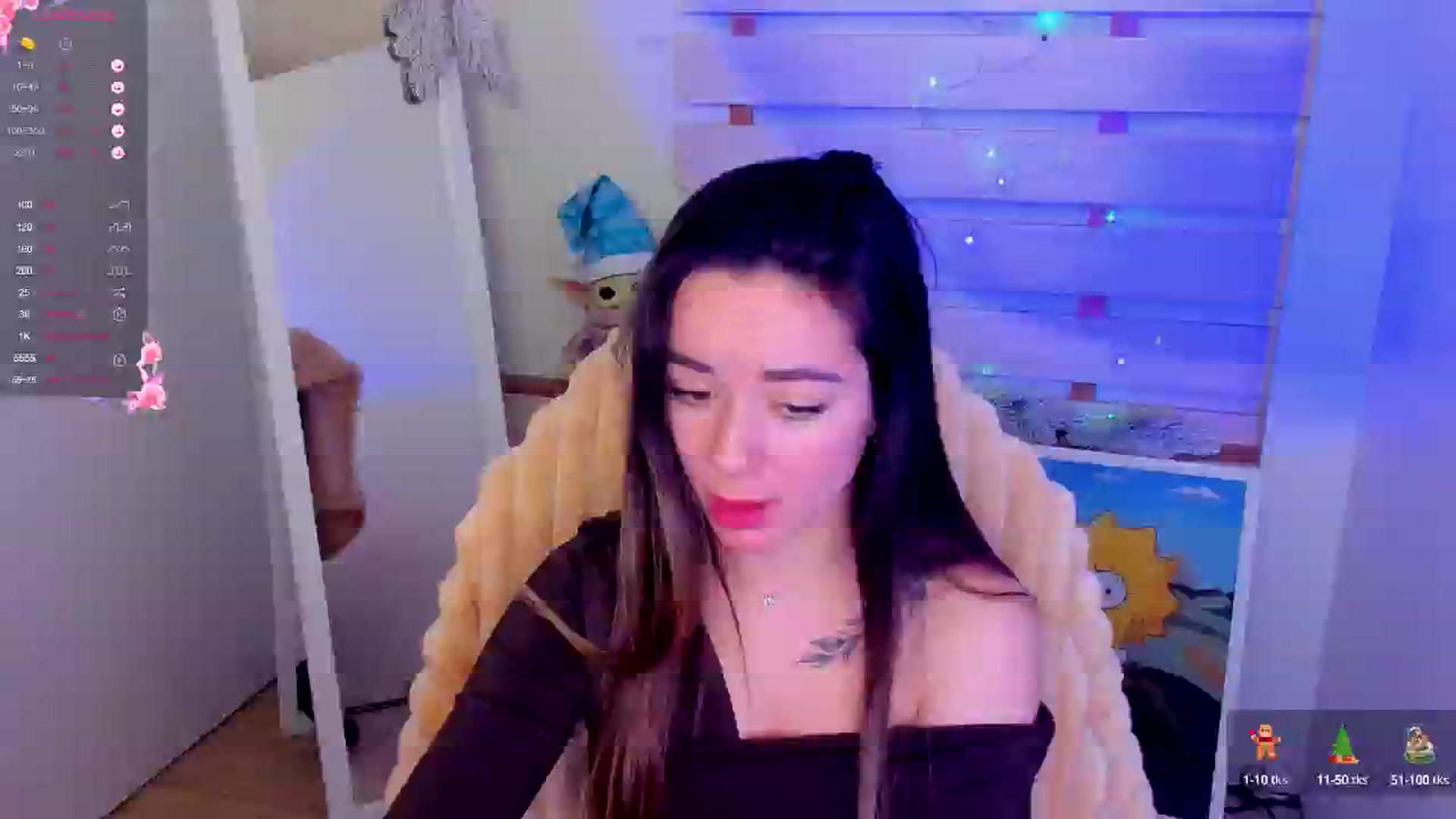 Gallery image thumbnail from KiraLove's myfreecams stream on, 12/24/2024, 16:39 image 15 of 20