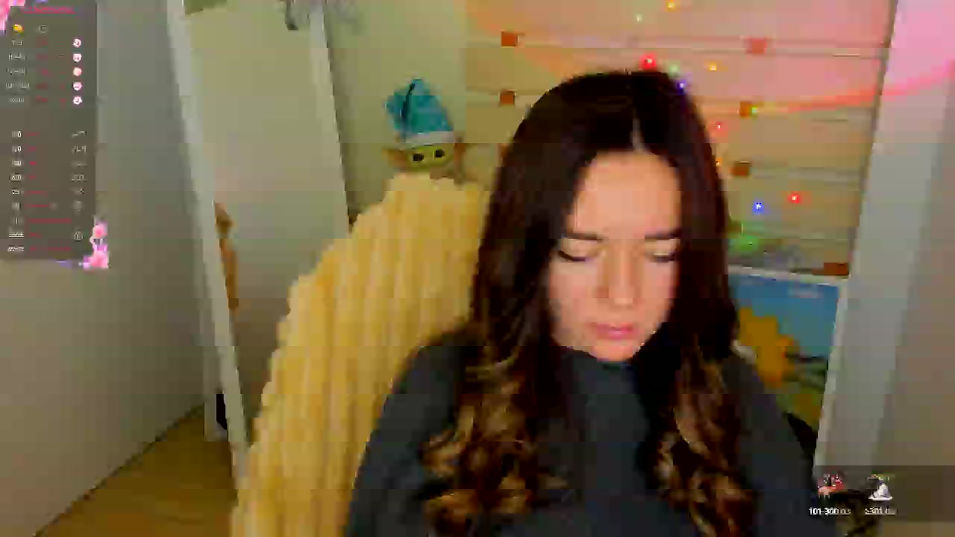 Gallery image thumbnail from KiraLove's myfreecams stream on, 12/25/2024, 12:06 image 3 of 20