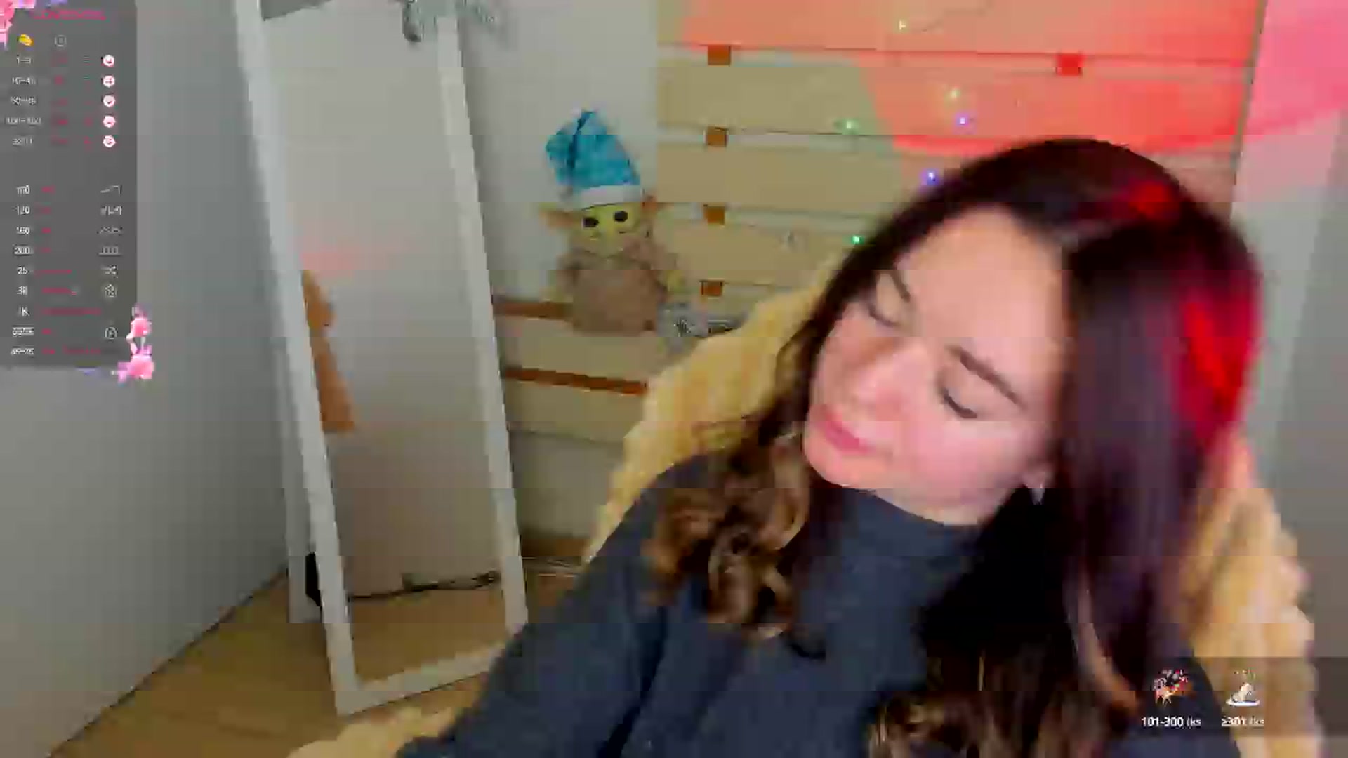 Gallery image thumbnail from KiraLove's myfreecams stream on, 12/25/2024, 12:06 image 9 of 20