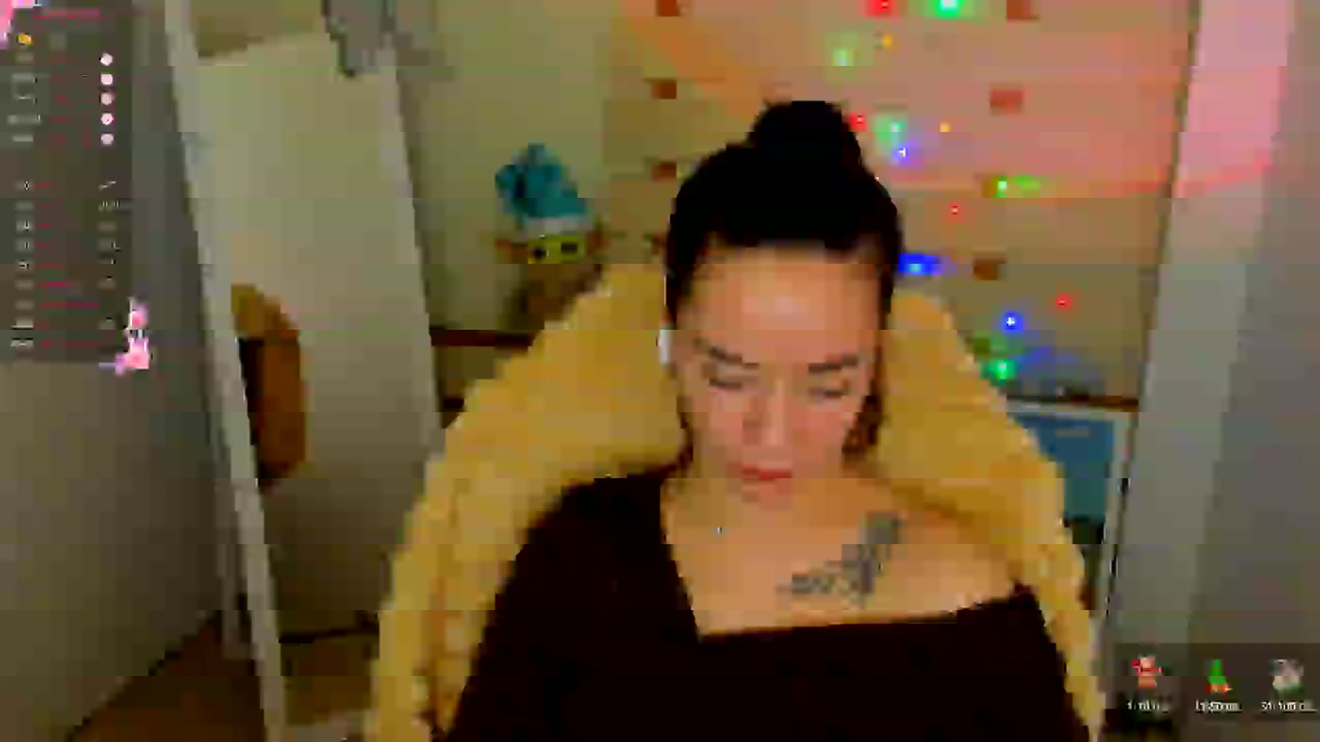 Gallery image thumbnail from KiraLove's myfreecams stream on, 12/28/2024, 12:40 image 19 of 20
