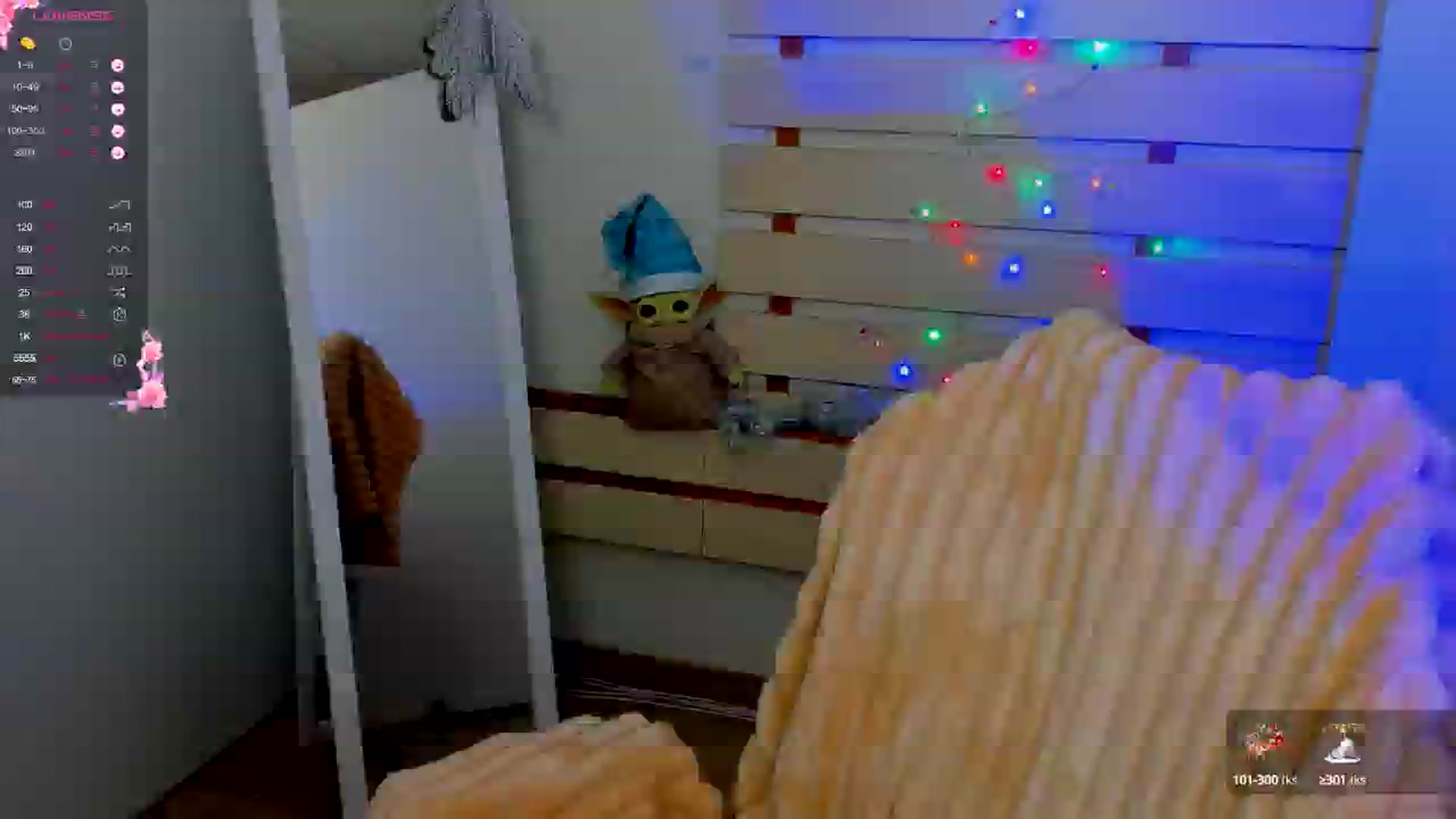Gallery image thumbnail from KiraLove's myfreecams stream on, 12/30/2024, 10:21 image 1 of 20