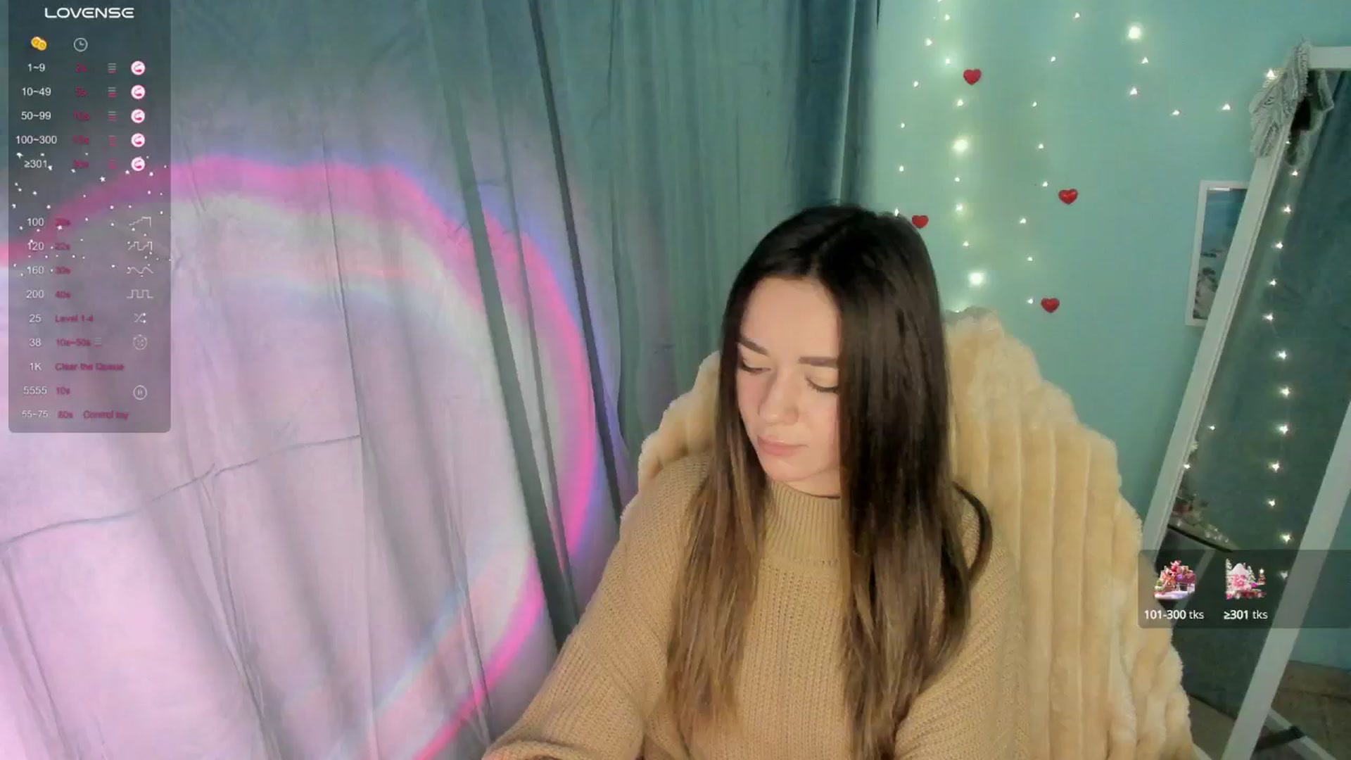 Gallery image thumbnail from KiraLove's myfreecams stream on, 01/02/2025, 15:01 image 7 of 20