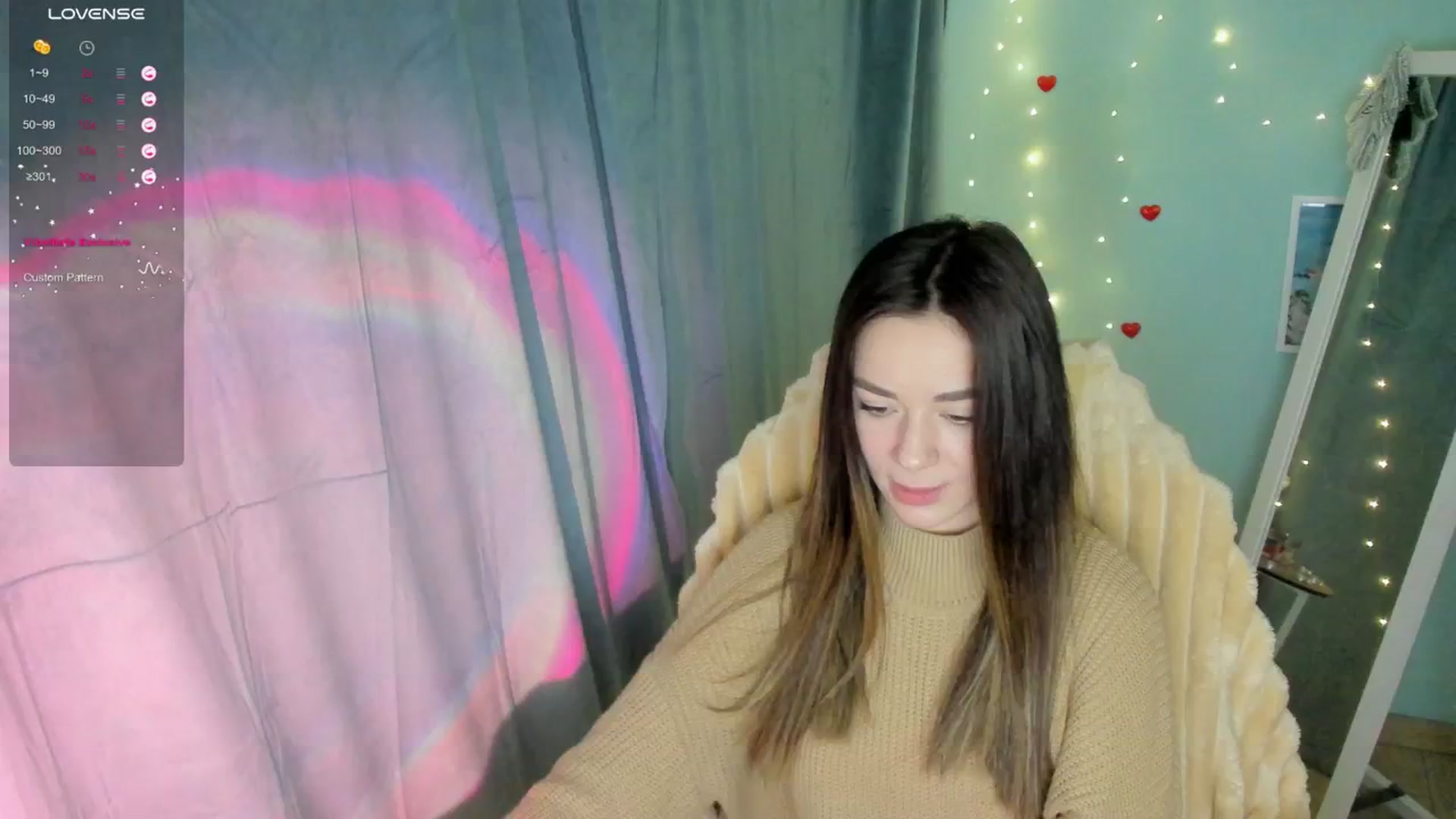 Gallery image thumbnail from KiraLove's myfreecams stream on, 01/02/2025, 15:01 image 5 of 20