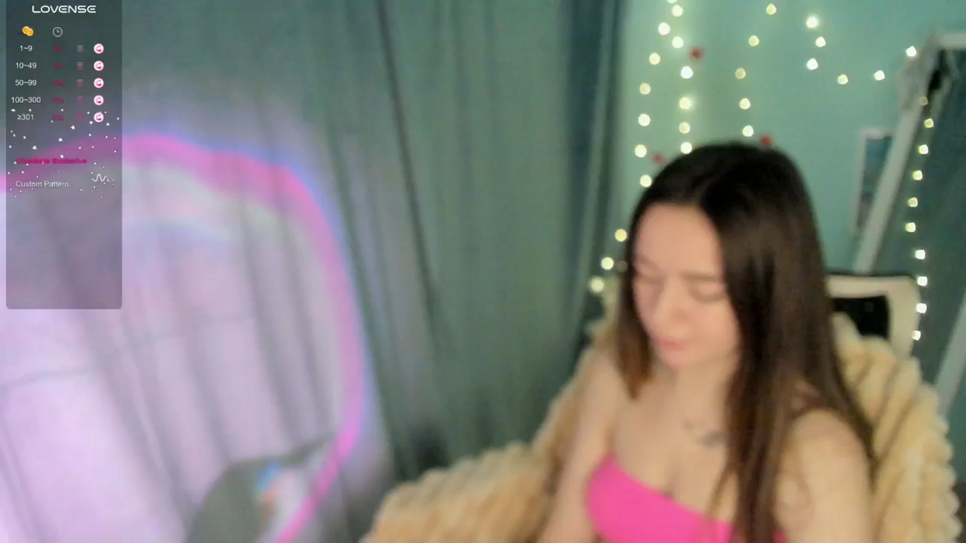 Gallery image thumbnail from KiraLove's myfreecams stream on, 01/02/2025, 15:01 image 14 of 20