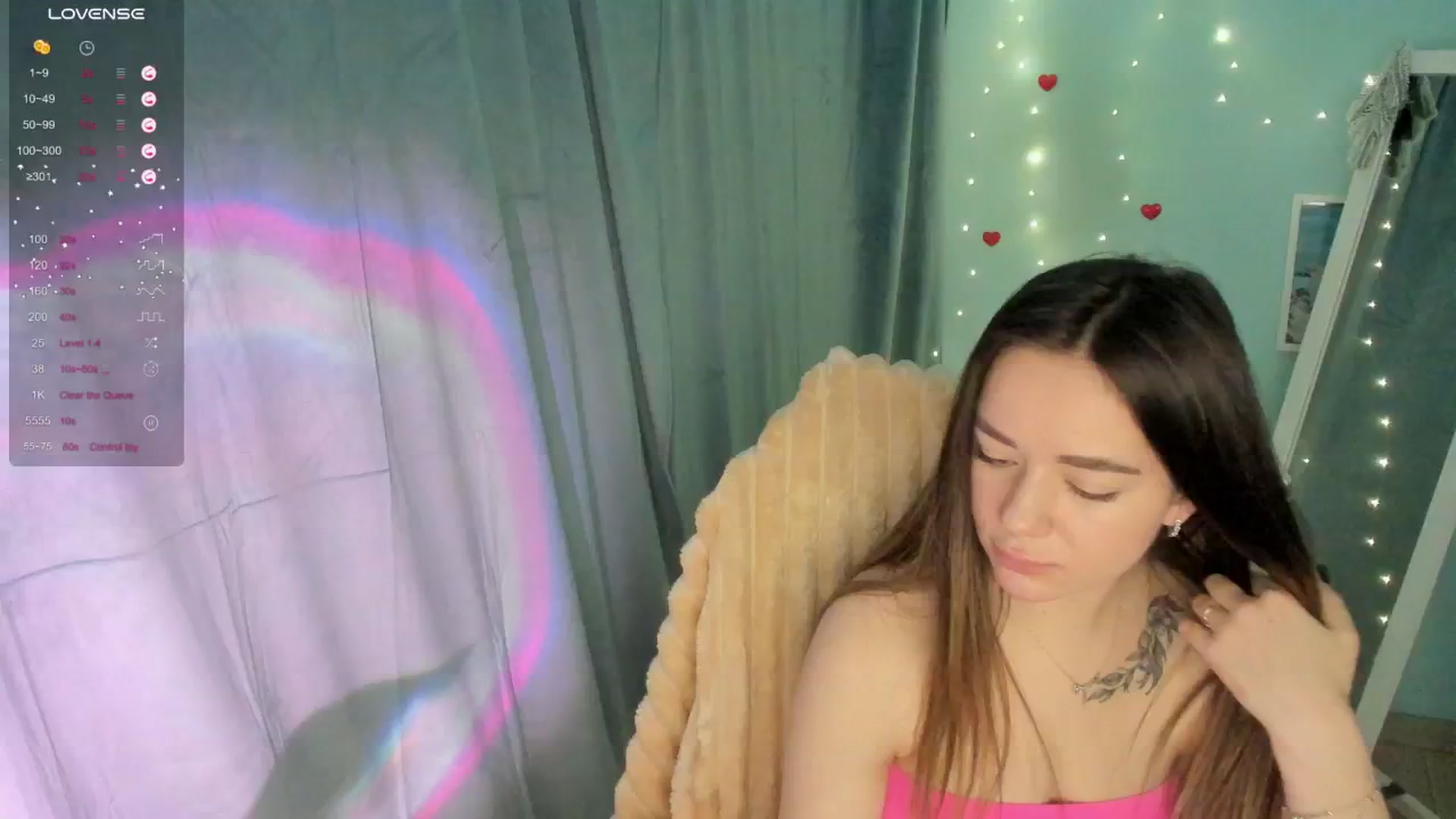 Gallery image thumbnail from KiraLove's myfreecams stream on, 01/02/2025, 15:01 image 18 of 20