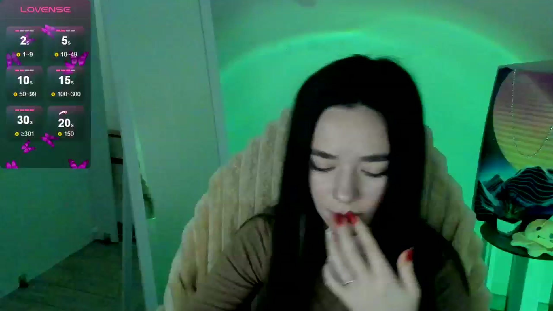 Gallery image thumbnail from KiraLove's myfreecams stream on, 02/23/2025, 10:53 image 8 of 20