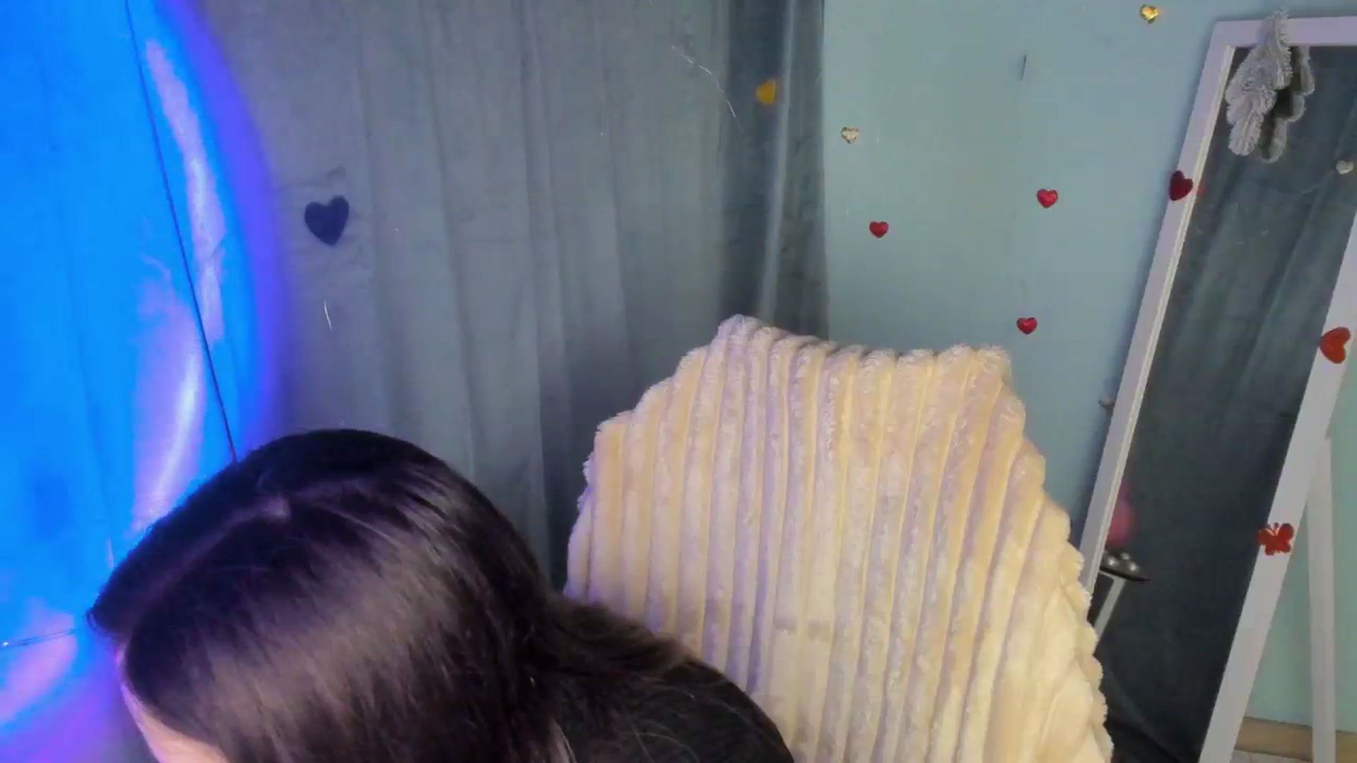 Gallery image thumbnail from KiraLove's myfreecams stream on, 03/26/2025, 12:24 image 4 of 20