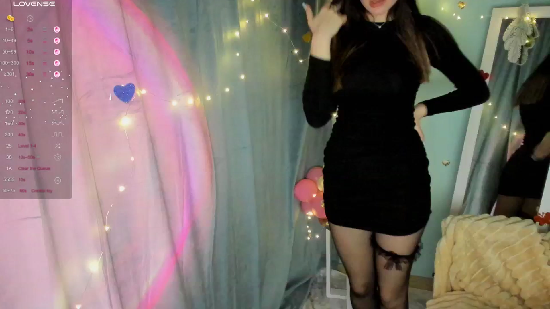 Gallery image thumbnail from KiraLove's myfreecams stream on, 03/30/2025, 08:15 image 11 of 20