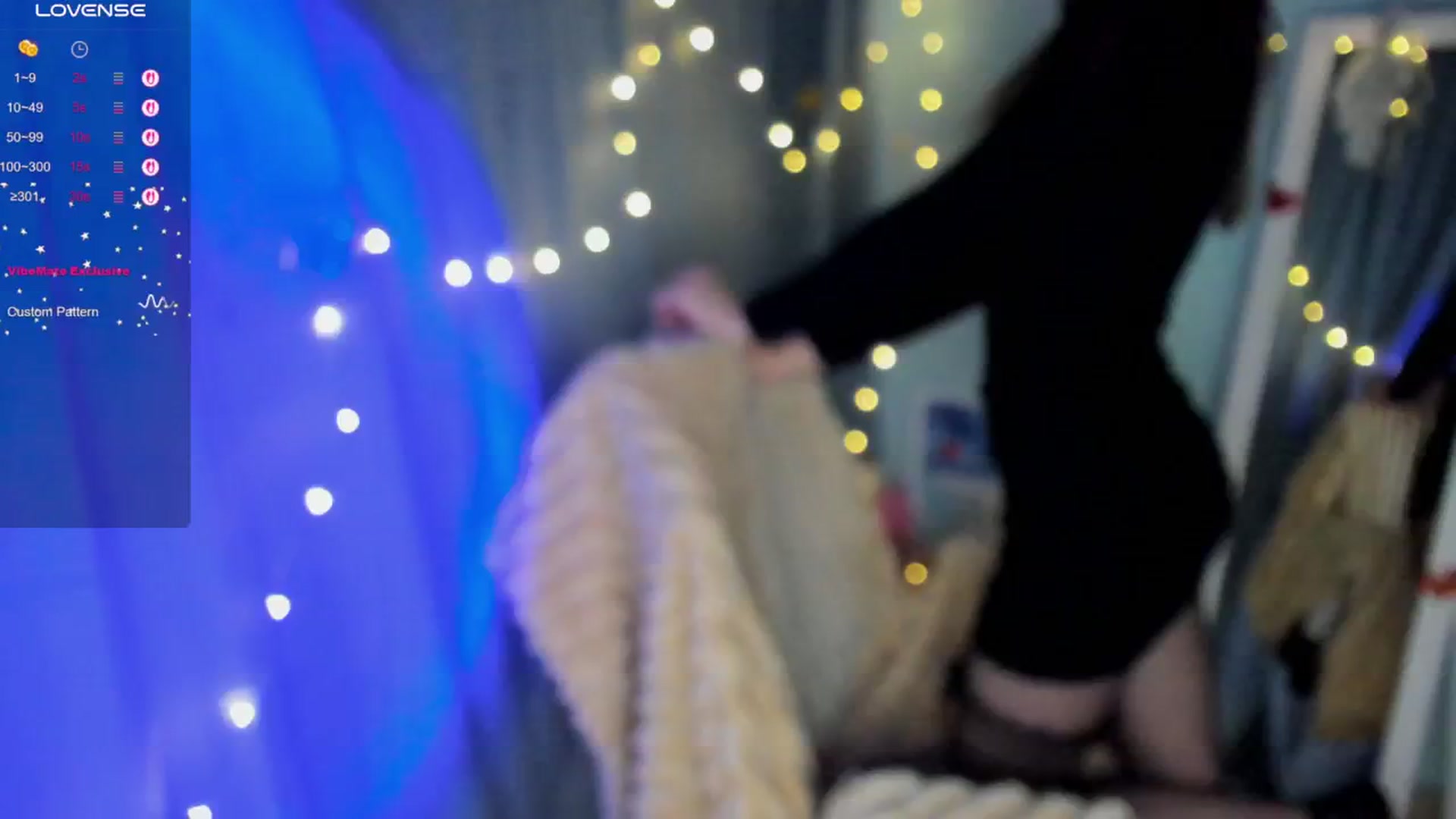 Gallery image thumbnail from KiraLove's myfreecams stream on, 03/30/2025, 08:15 image 4 of 20