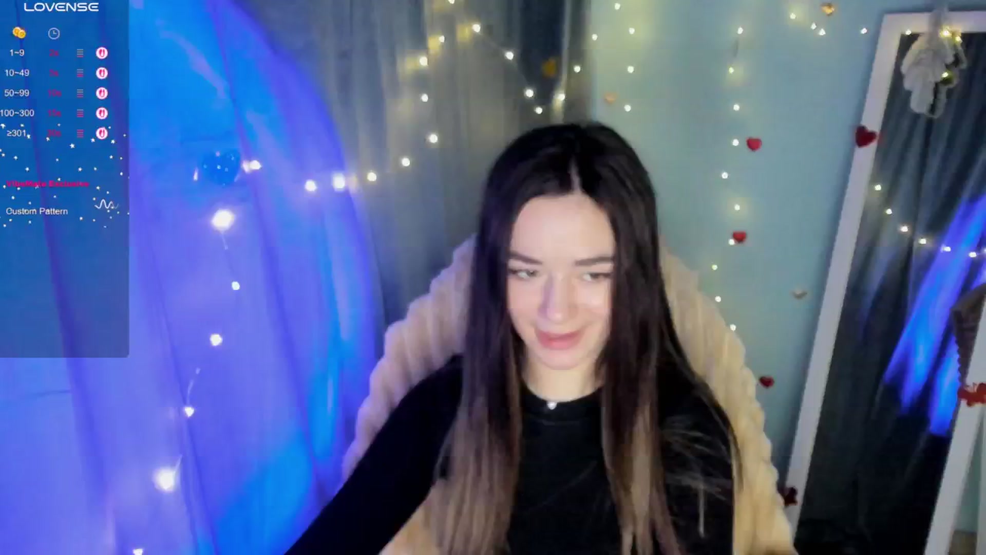 Gallery image thumbnail from KiraLove's myfreecams stream on, 03/30/2025, 08:15 image 14 of 20