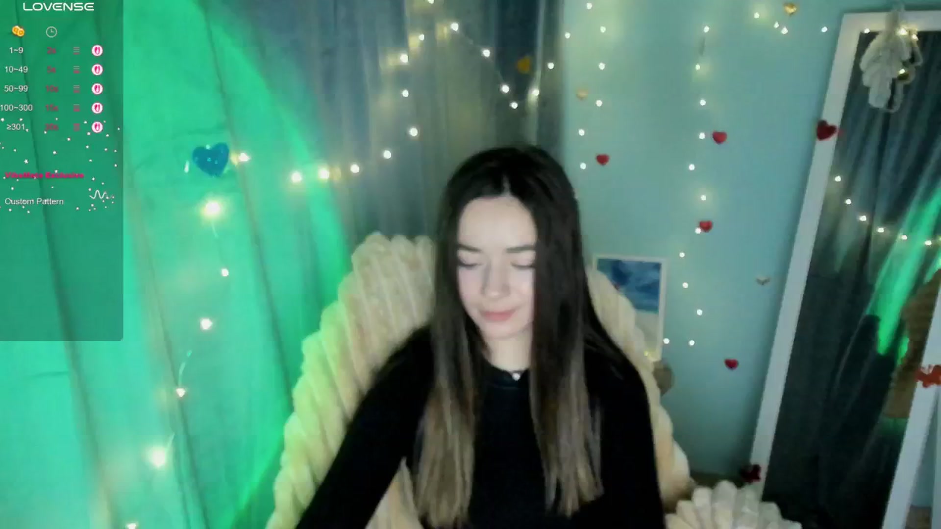 Gallery image thumbnail from KiraLove's myfreecams stream on, 03/30/2025, 08:15 image 15 of 20