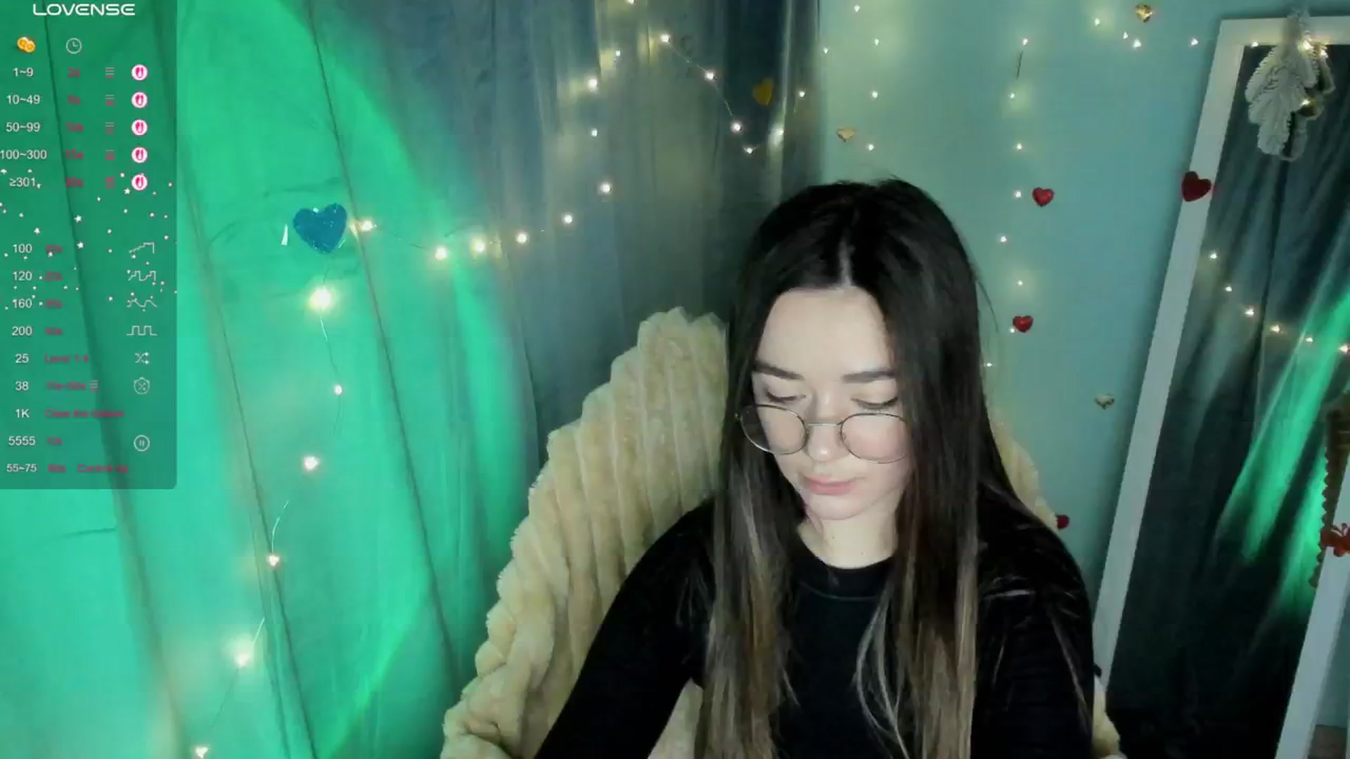 Gallery image thumbnail from KiraLove's myfreecams stream on, 03/30/2025, 09:09 image 17 of 20