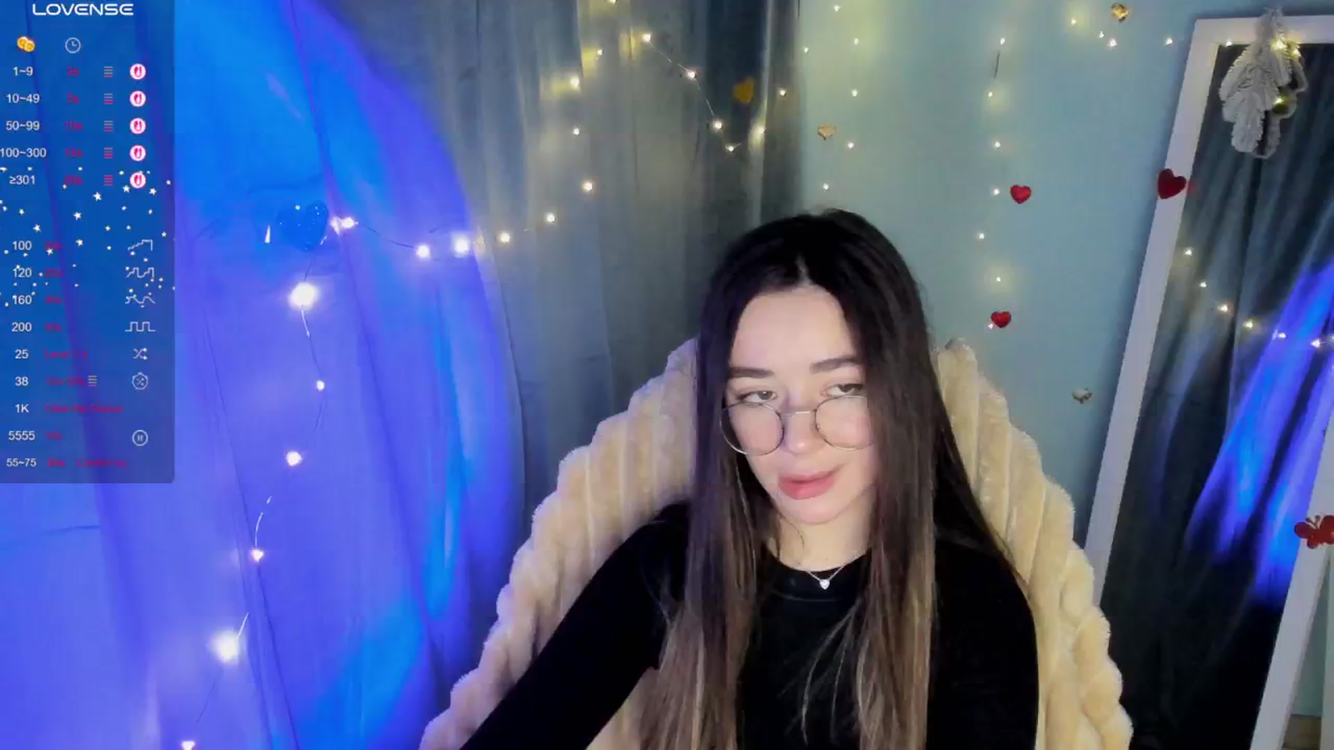Gallery image thumbnail from KiraLove's myfreecams stream on, 03/30/2025, 09:09 image 6 of 20
