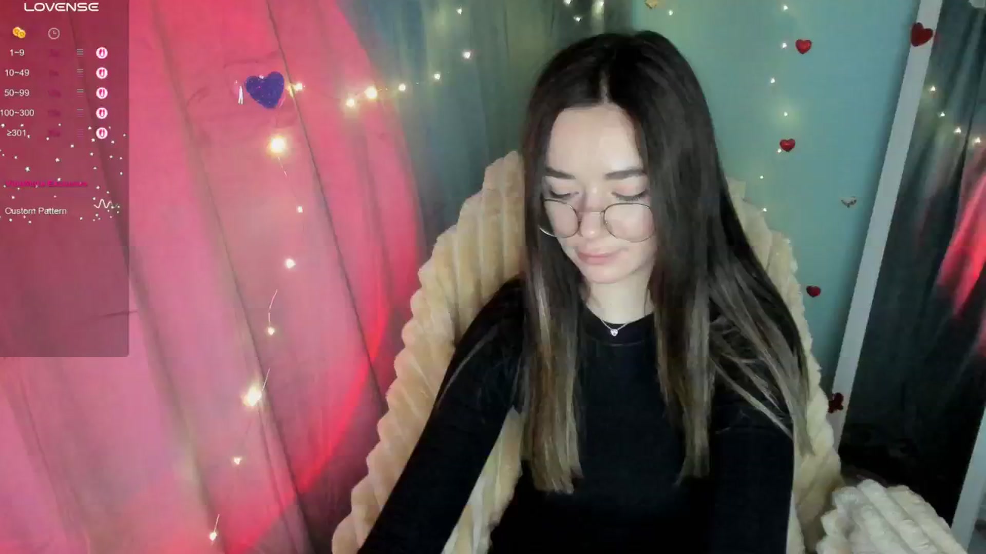 Gallery image thumbnail from KiraLove's myfreecams stream on, 03/30/2025, 11:26 image 20 of 20