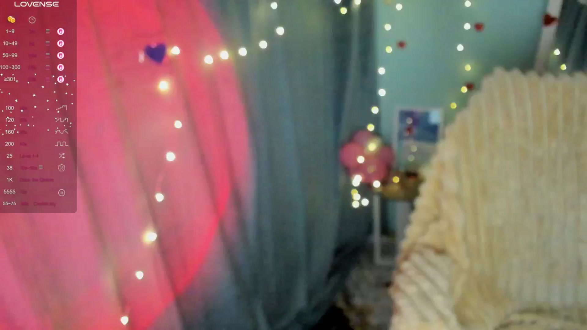 Gallery image thumbnail from KiraLove's myfreecams stream on, 03/30/2025, 11:26 image 5 of 20