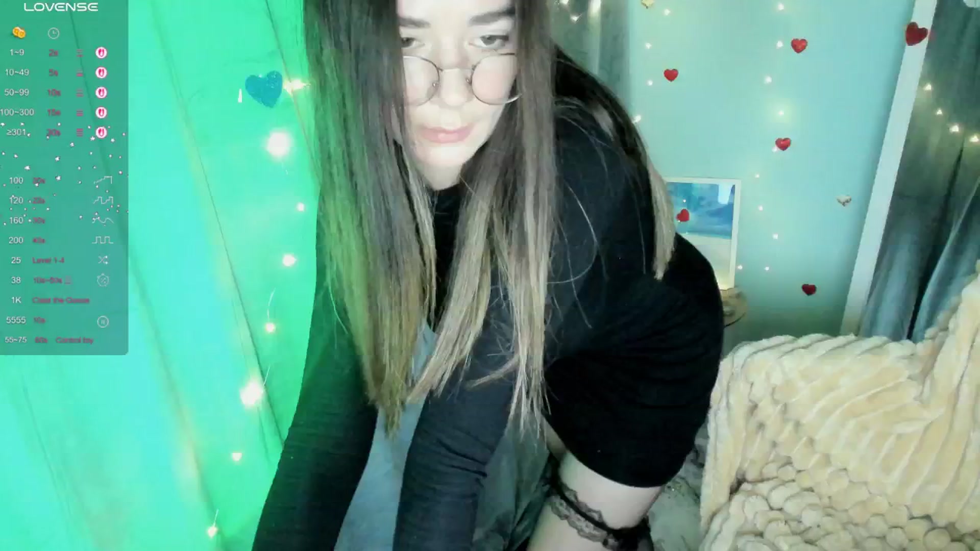 Gallery image thumbnail from KiraLove's myfreecams stream on, 03/30/2025, 11:26 image 4 of 20