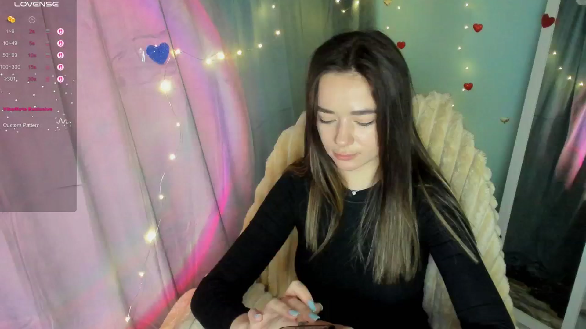 Gallery image thumbnail from KiraLove's myfreecams stream on, 03/30/2025, 12:24 image 5 of 20