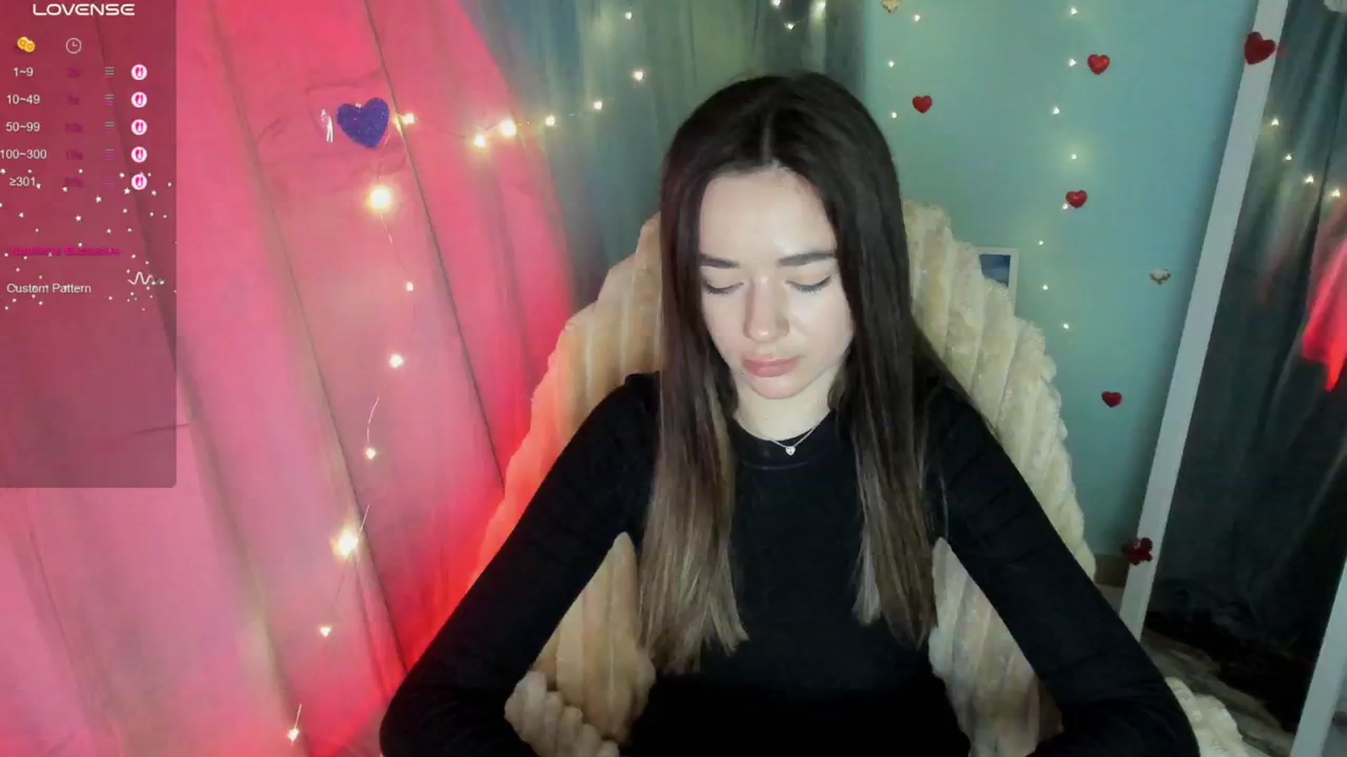 Gallery image thumbnail from KiraLove's myfreecams stream on, 03/30/2025, 12:24 image 10 of 20