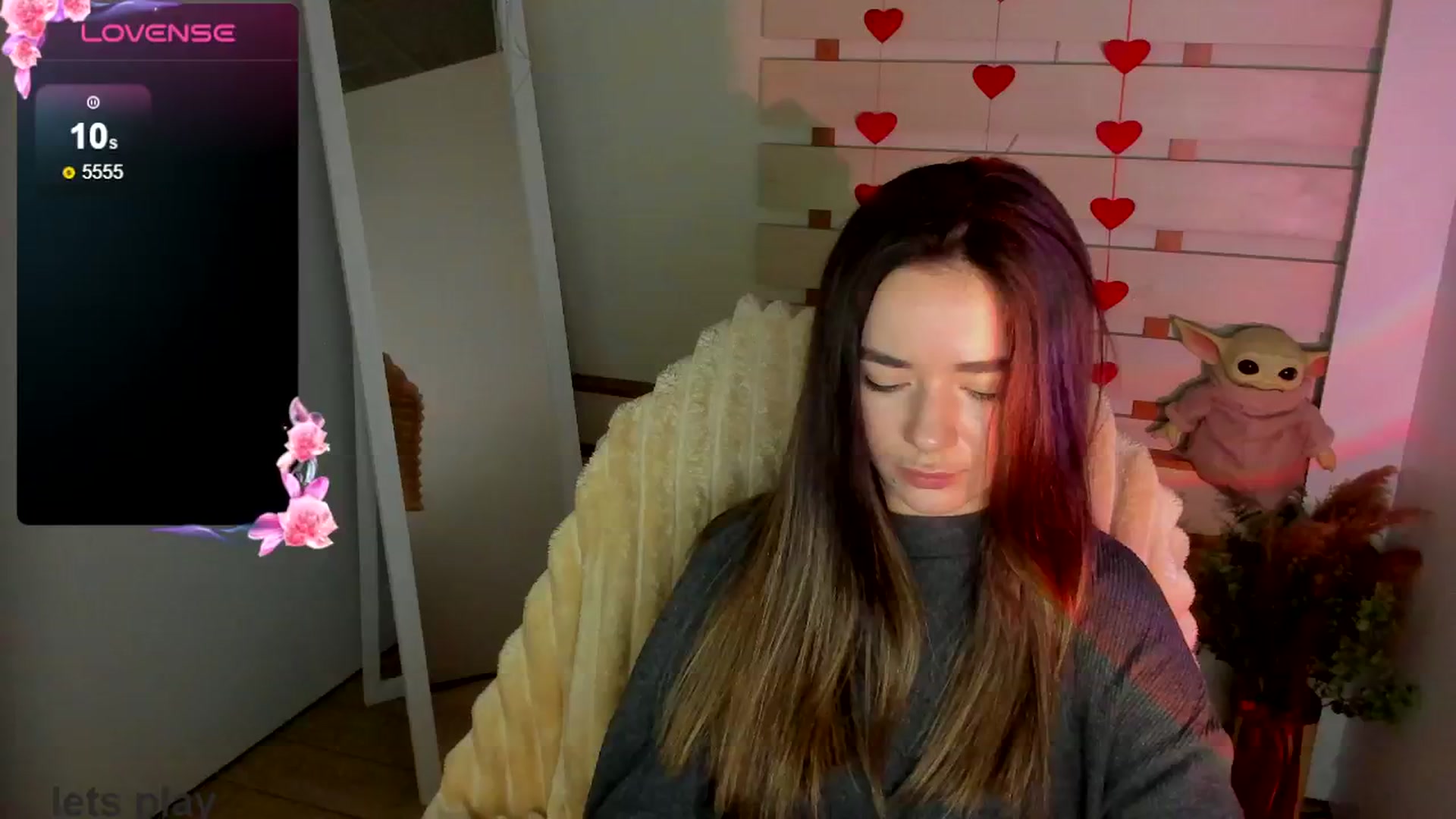 Gallery image thumbnail from KiraLove's myfreecams stream on, 04/08/2025, 14:42 image 2 of 20