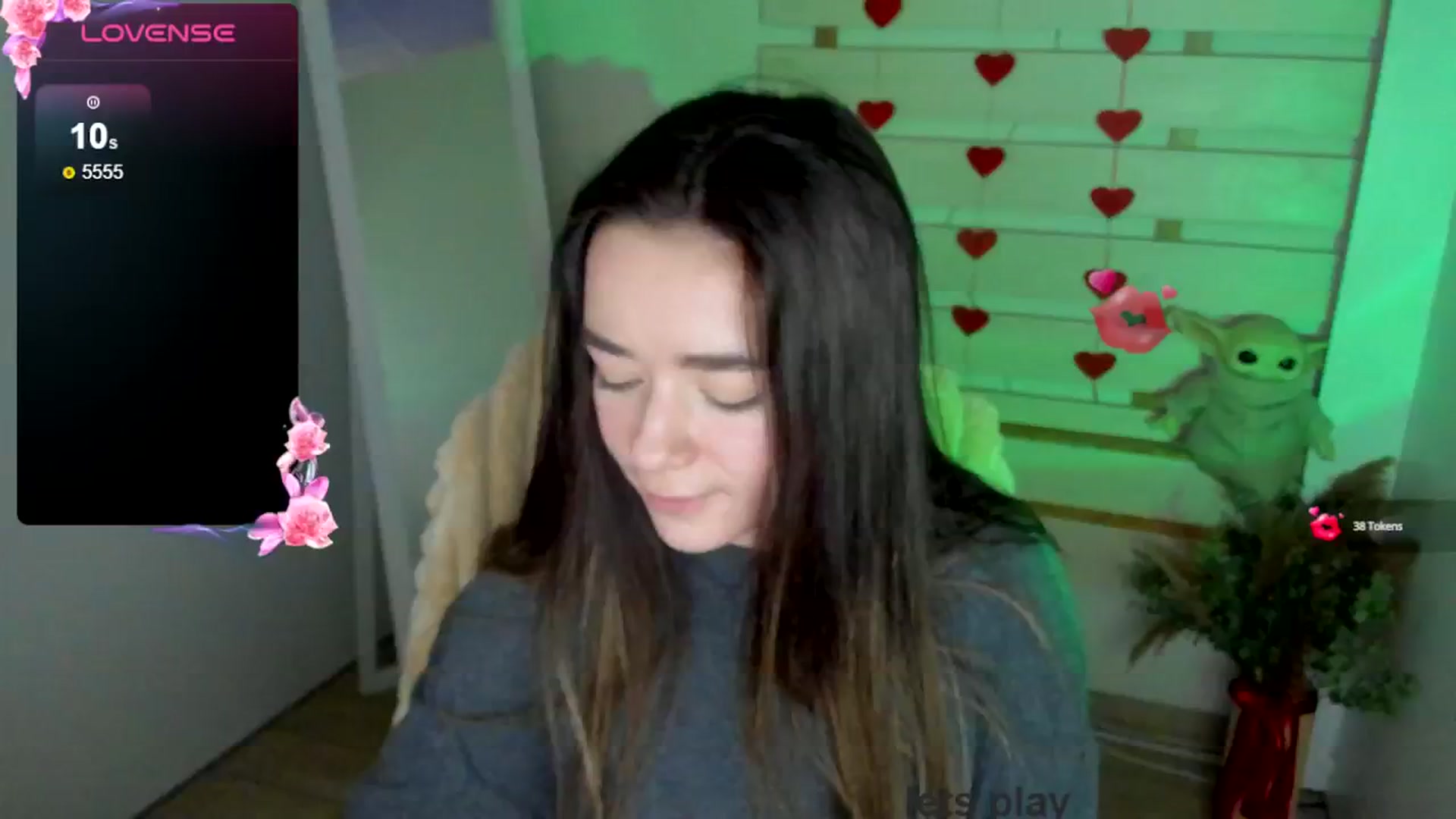 Gallery image thumbnail from KiraLove's myfreecams stream on, 04/09/2025, 09:10 image 9 of 20