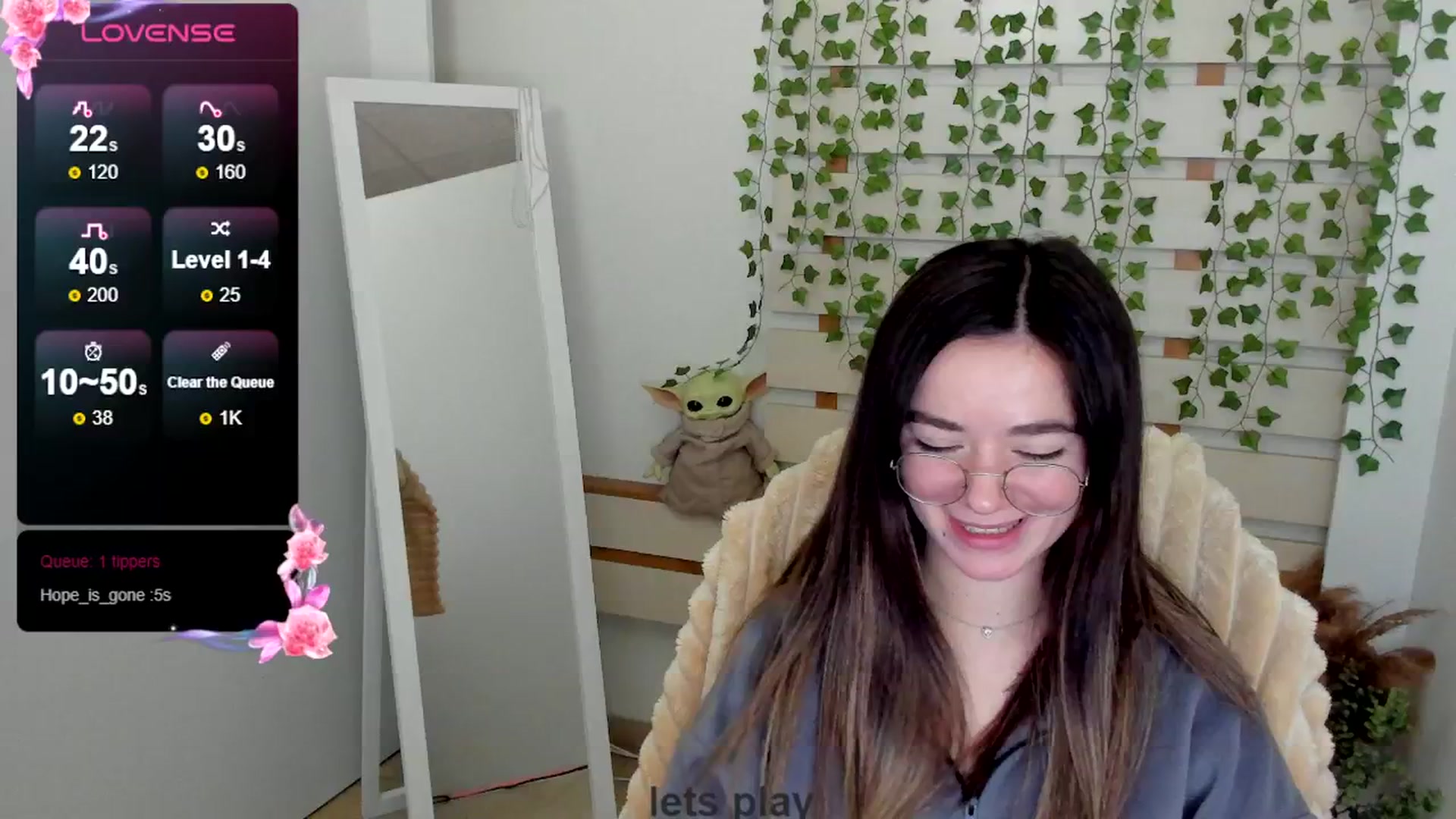 Gallery image thumbnail from KiraLove's myfreecams stream on, 04/11/2025, 09:44 image 1 of 20