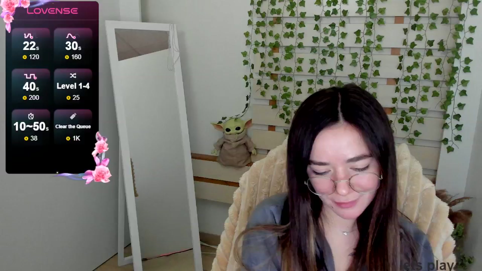 Gallery image thumbnail from KiraLove's myfreecams stream on, 04/11/2025, 09:44 image 15 of 20