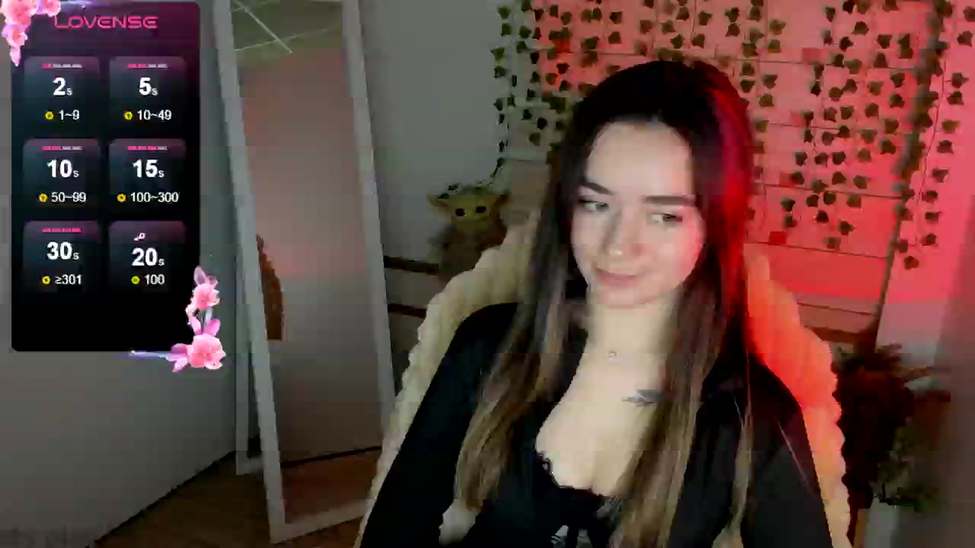 Gallery image thumbnail from KiraLove's myfreecams stream on, 04/12/2025, 11:16 image 11 of 20