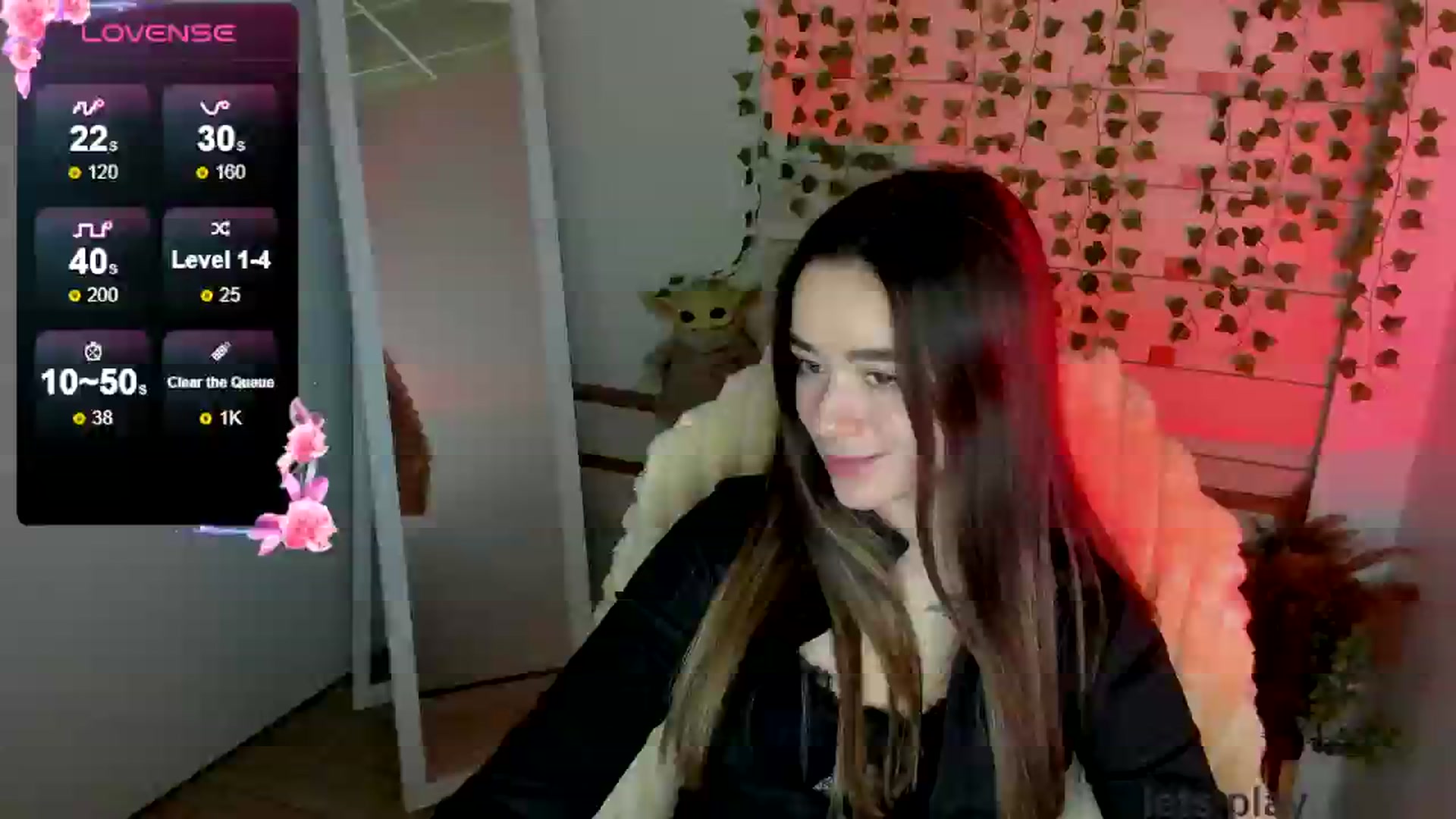 Gallery image thumbnail from KiraLove's myfreecams stream on, 04/12/2025, 11:16 image 1 of 20