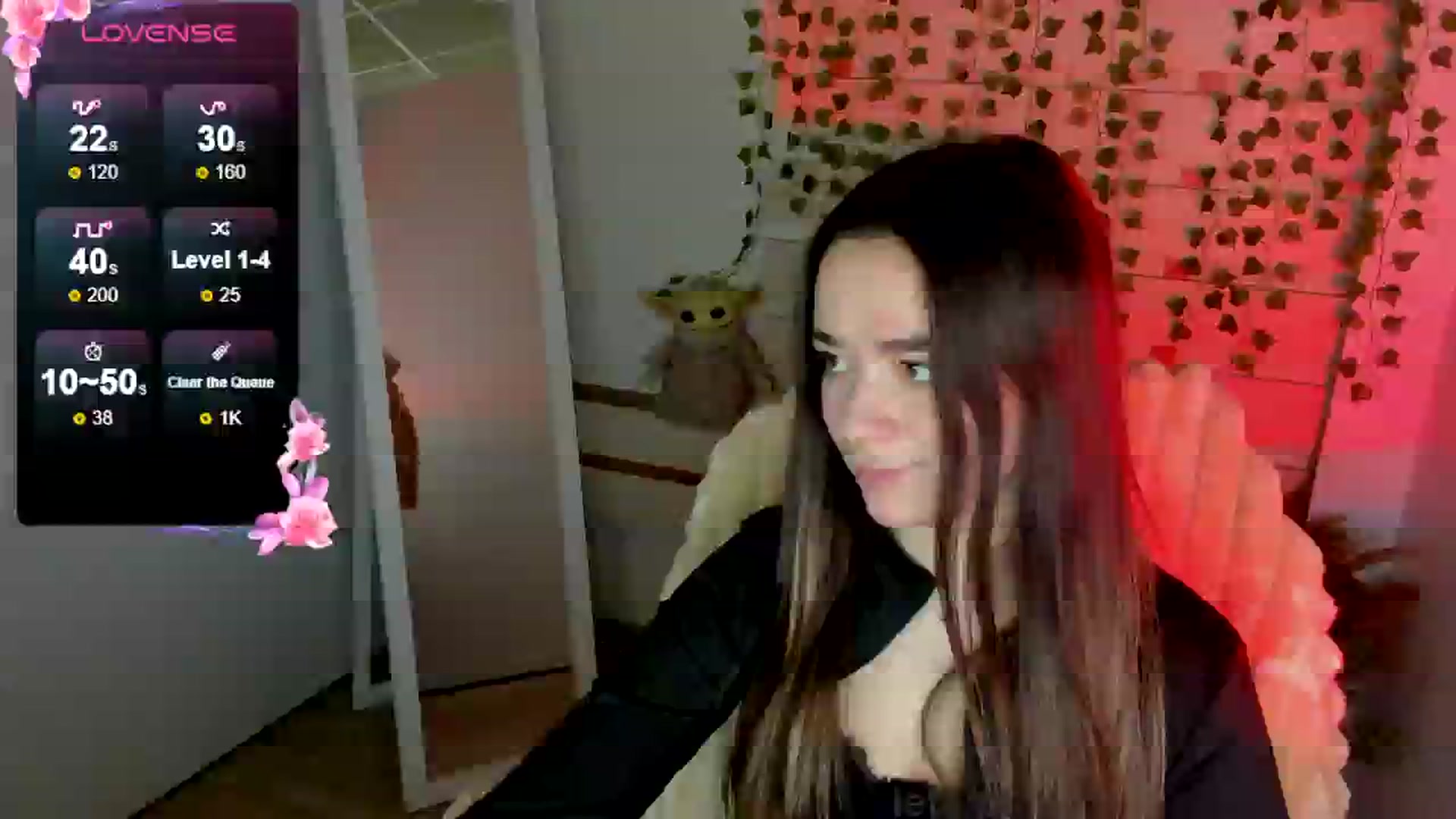 Gallery image thumbnail from KiraLove's myfreecams stream on, 04/12/2025, 11:16 image 16 of 20