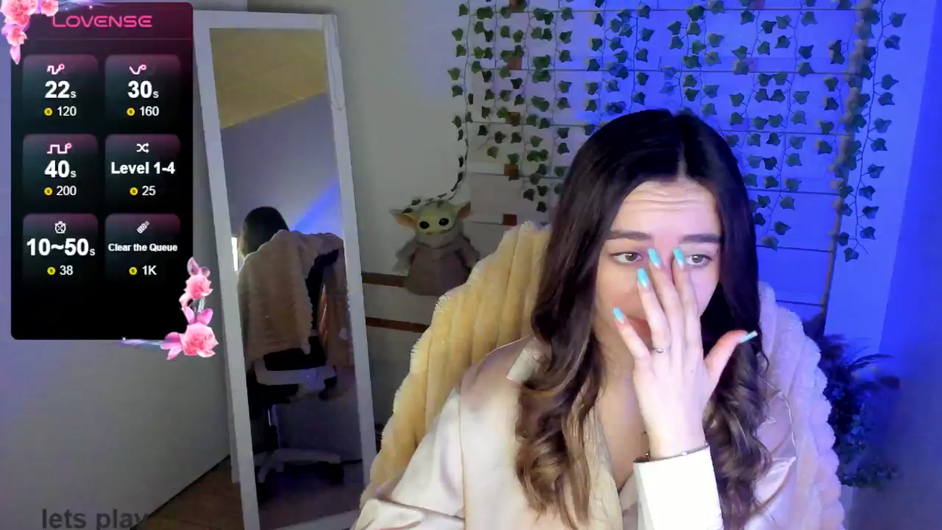 Gallery image thumbnail from KiraLove's myfreecams stream on, 04/19/2025, 09:37 image 2 of 20