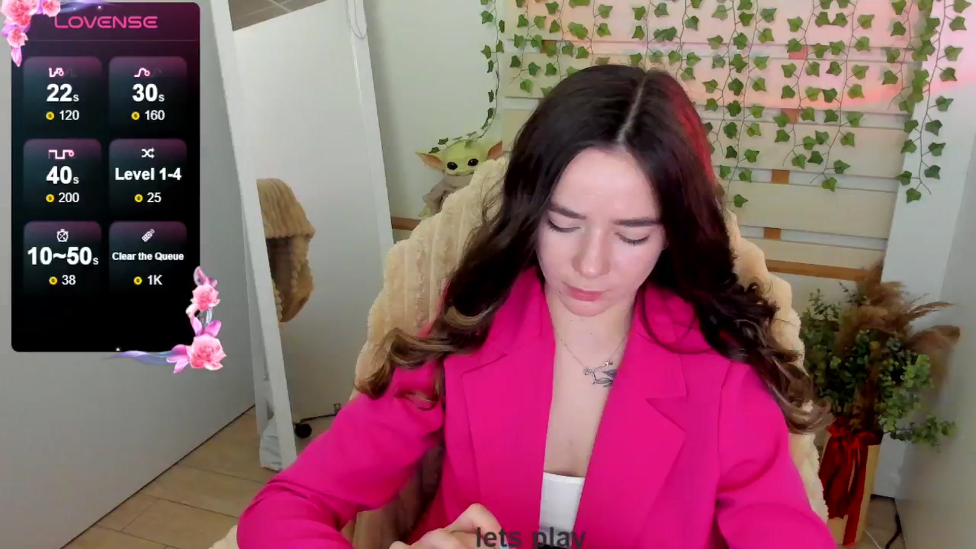 Gallery image thumbnail from KiraLove's myfreecams stream on, 04/22/2025, 11:56 image 12 of 20
