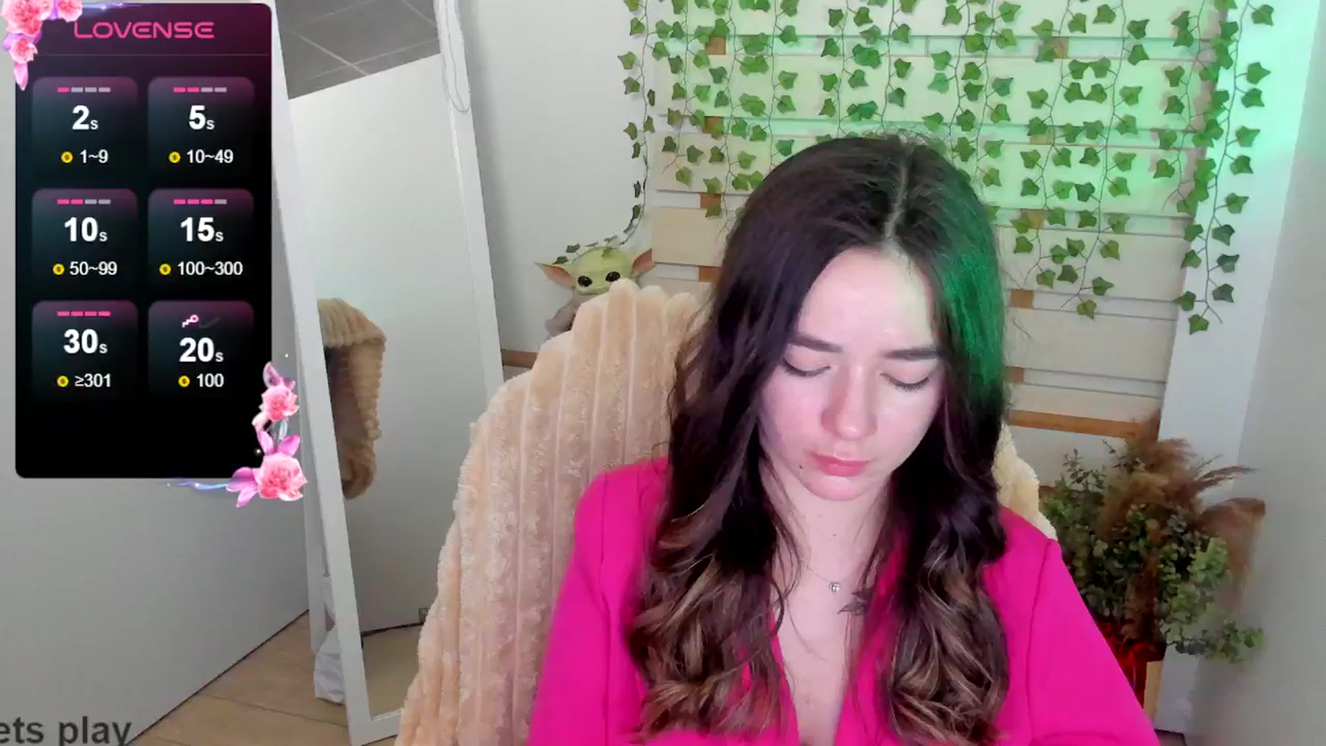 Gallery image thumbnail from KiraLove's myfreecams stream on, 04/22/2025, 14:23 image 8 of 20