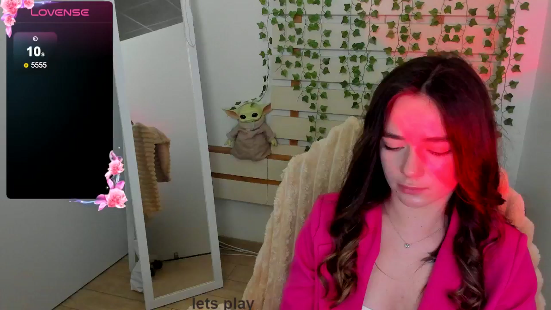 Gallery image thumbnail from KiraLove's myfreecams stream on, 04/22/2025, 14:23 image 14 of 20