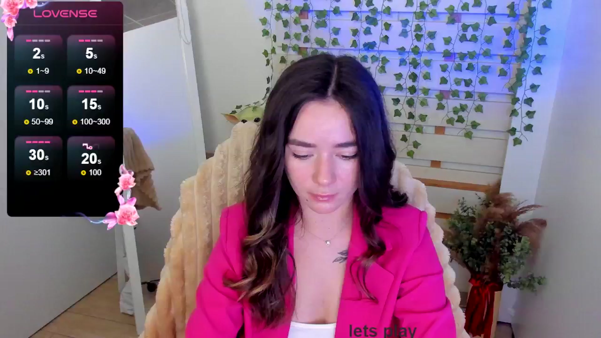 Gallery image thumbnail from KiraLove's myfreecams stream on, 04/22/2025, 16:36 image 13 of 20