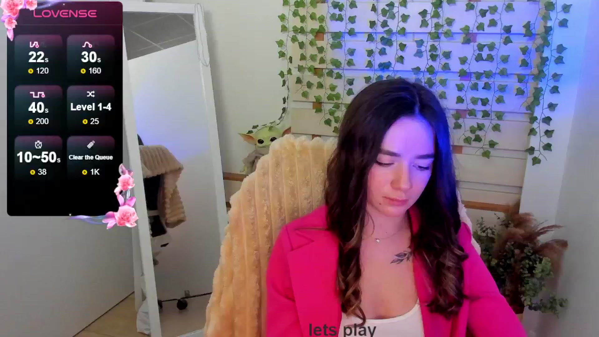 Gallery image thumbnail from KiraLove's myfreecams stream on, 04/22/2025, 17:29 image 14 of 20