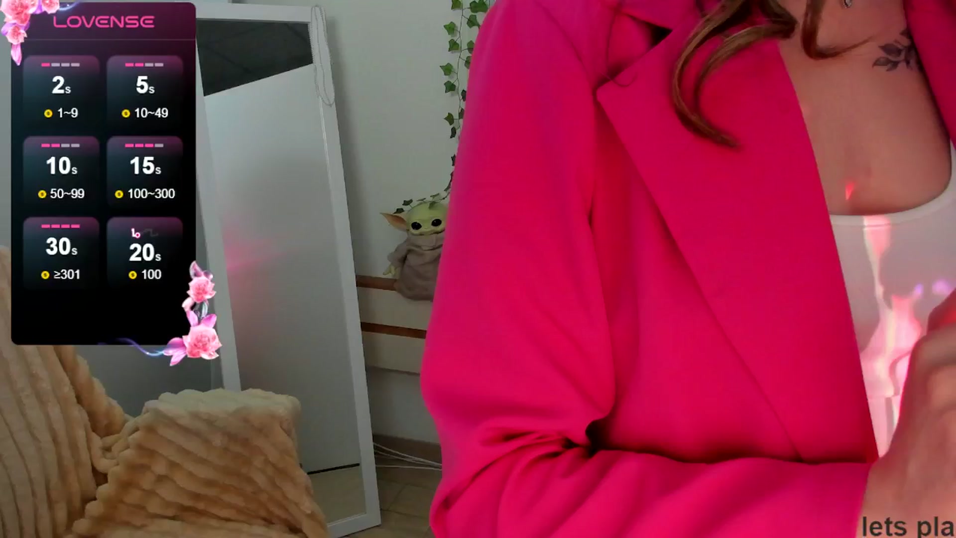 Gallery image thumbnail from KiraLove's myfreecams stream on, 04/22/2025, 18:12 image 17 of 20