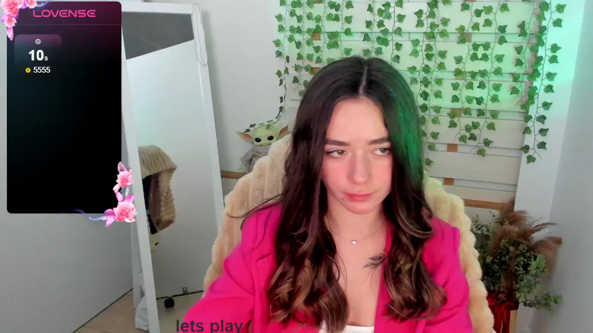 Gallery image thumbnail from KiraLove's myfreecams stream on, 04/22/2025, 18:12 image 7 of 20