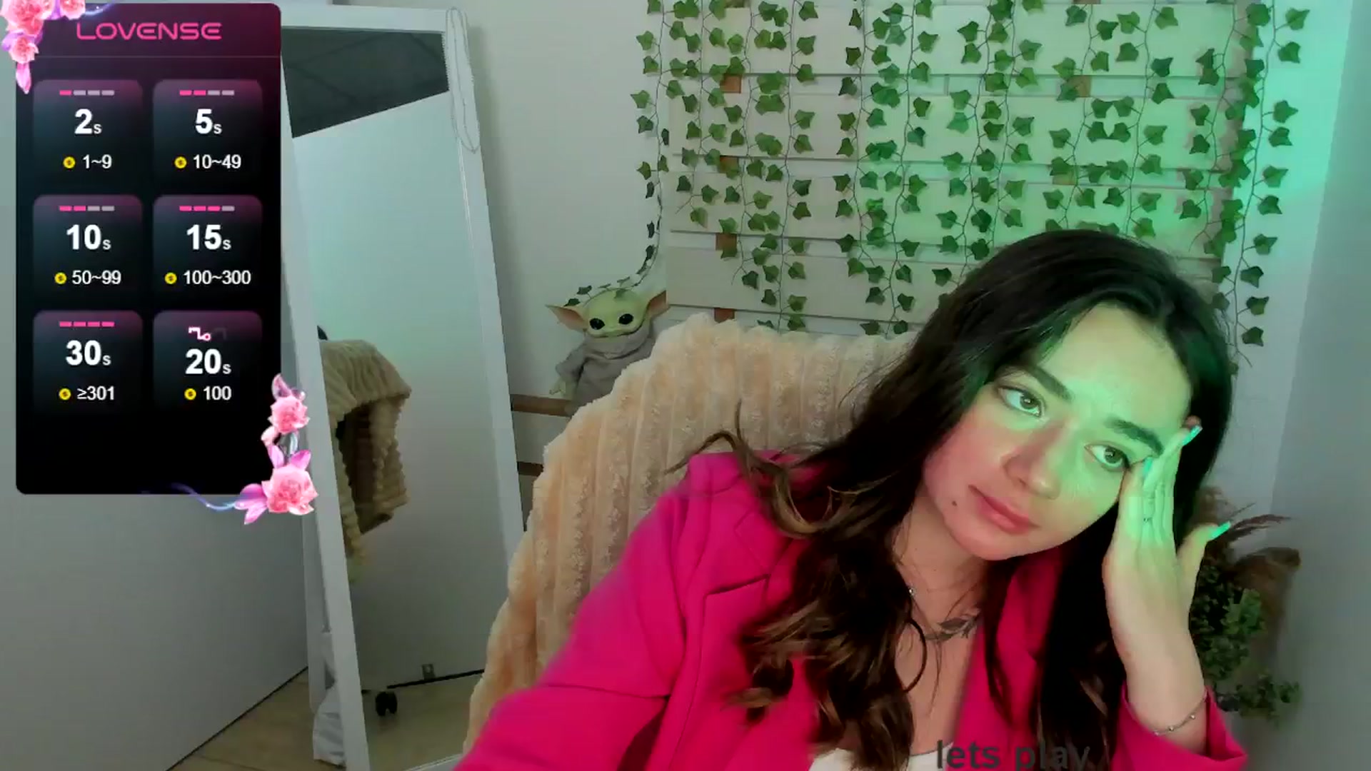 Gallery image thumbnail from KiraLove's myfreecams stream on, 04/22/2025, 18:12 image 10 of 20