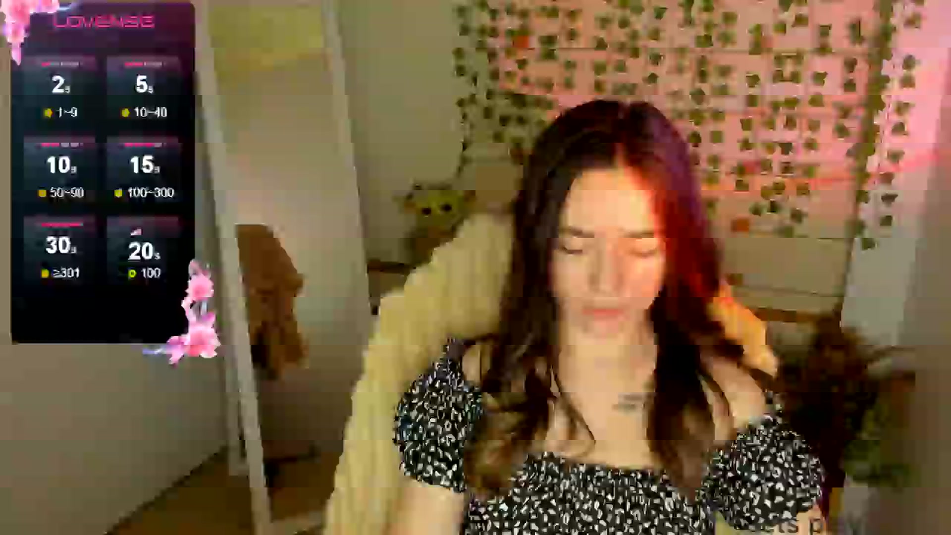 Gallery image thumbnail from KiraLove's myfreecams stream on, 04/23/2025, 14:16 image 20 of 20