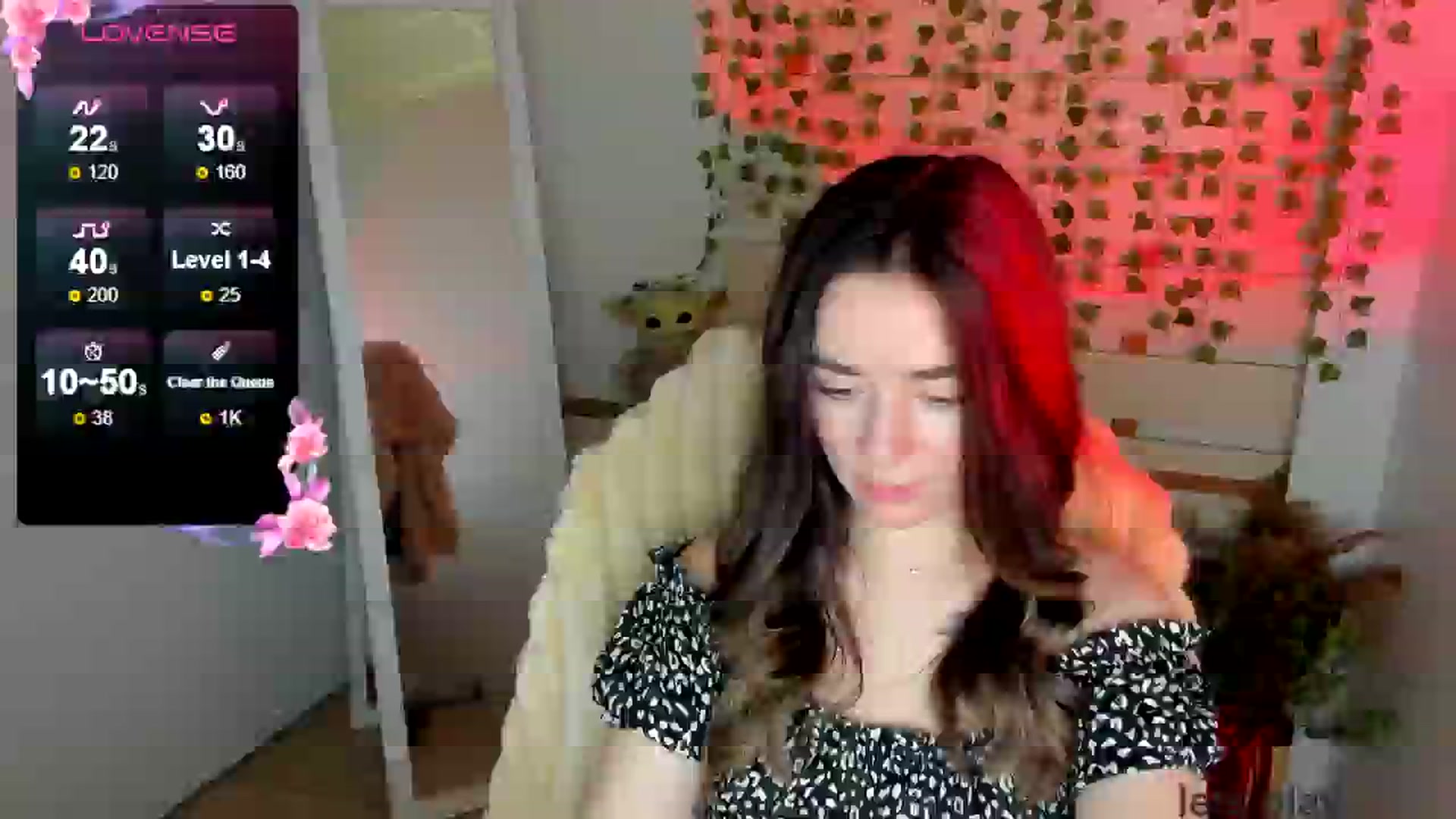 Gallery image thumbnail from KiraLove's myfreecams stream on, 04/23/2025, 14:16 image 7 of 20