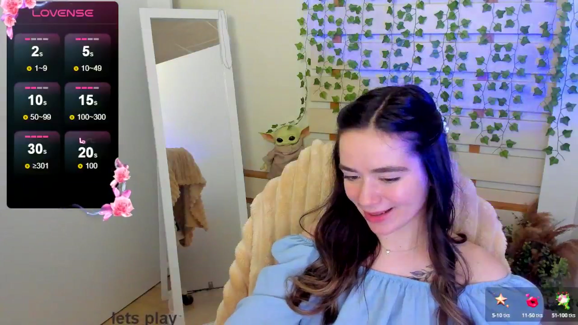 Gallery image thumbnail from KiraLove's myfreecams stream on, 04/25/2025, 11:33 image 10 of 20